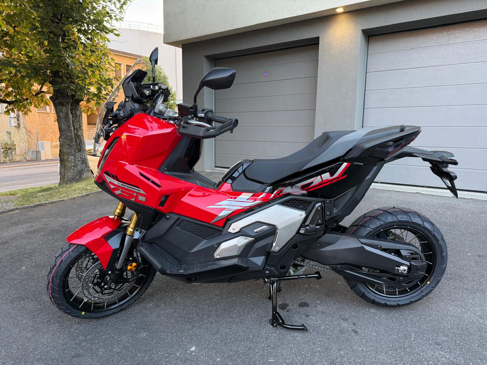 HONDA X-ADV 750 (35kW) 2027-image-2
