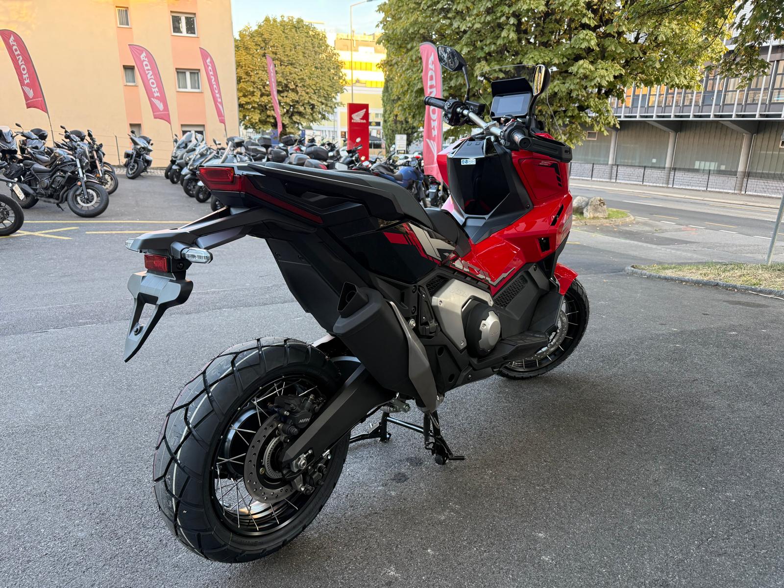 HONDA X-ADV 750 (35kW) 2027-image-5