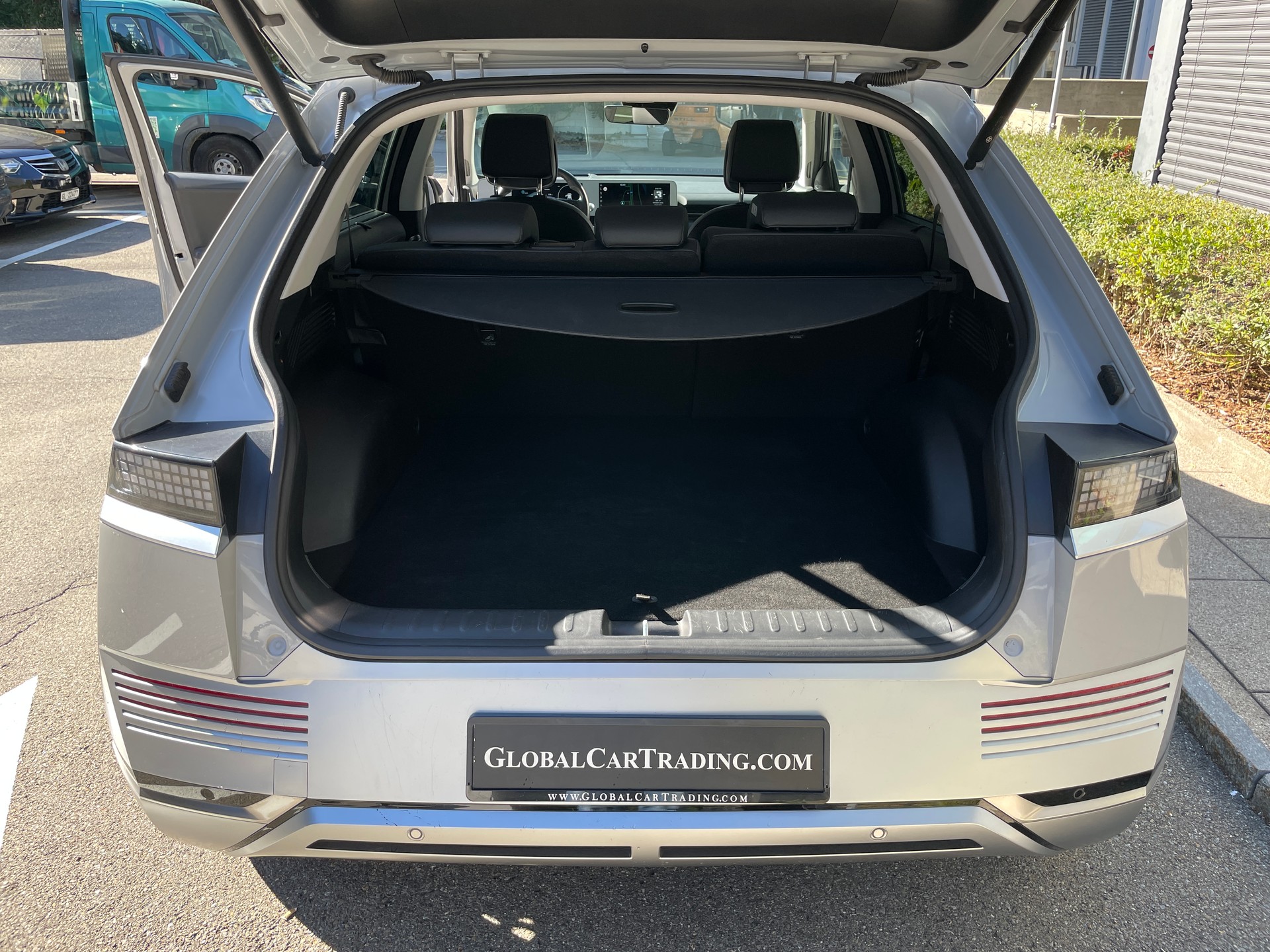 HYUNDAI Ioniq 5 72kWh Vertex 4WD-image-4