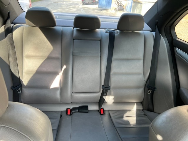 MERCEDES-BENZ C 220 CDI Avantgarde-image-11