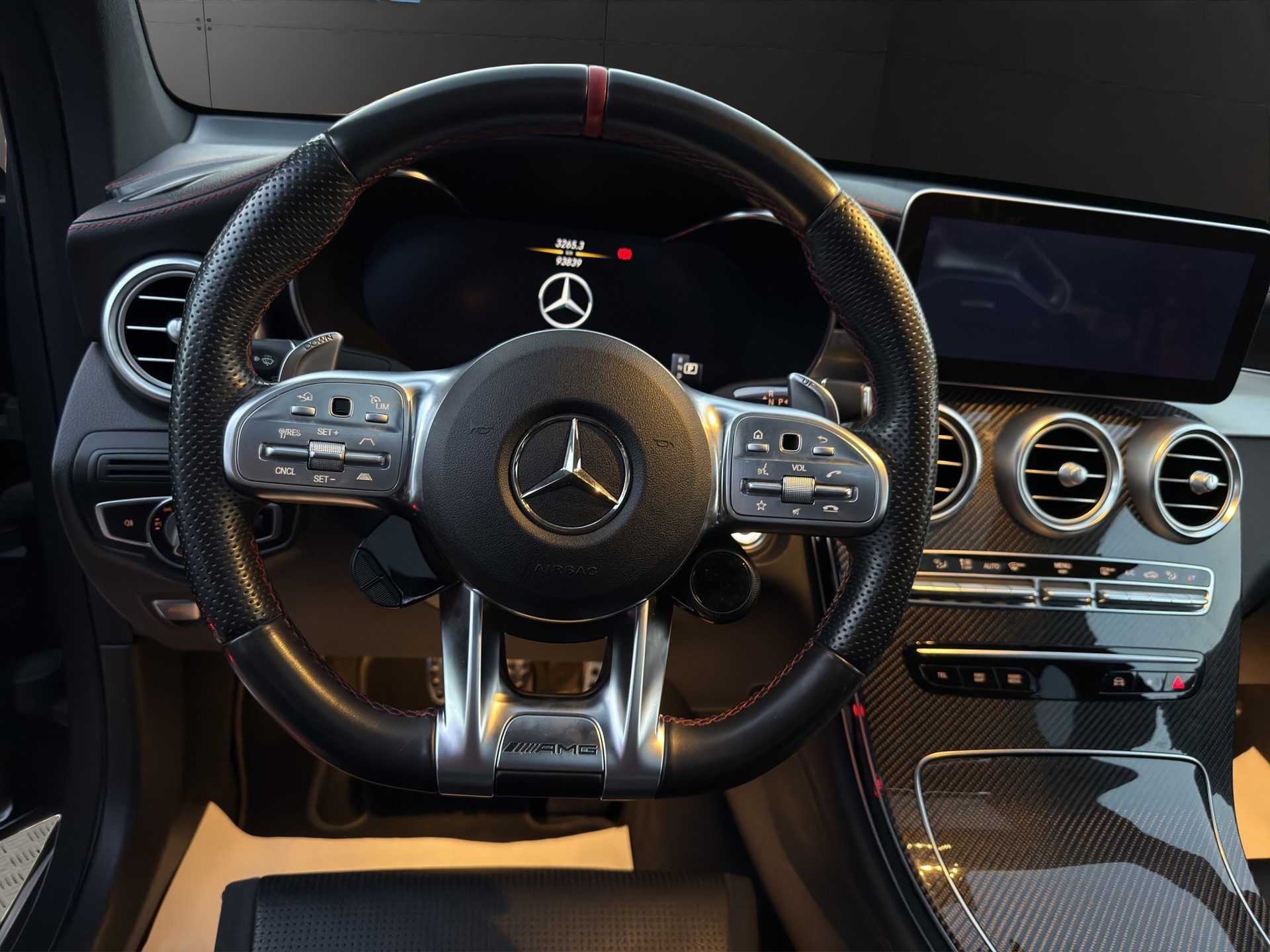 MERCEDES-BENZ GLC Coupé 43 AMG 4Matic 9G-Tronic-image-4
