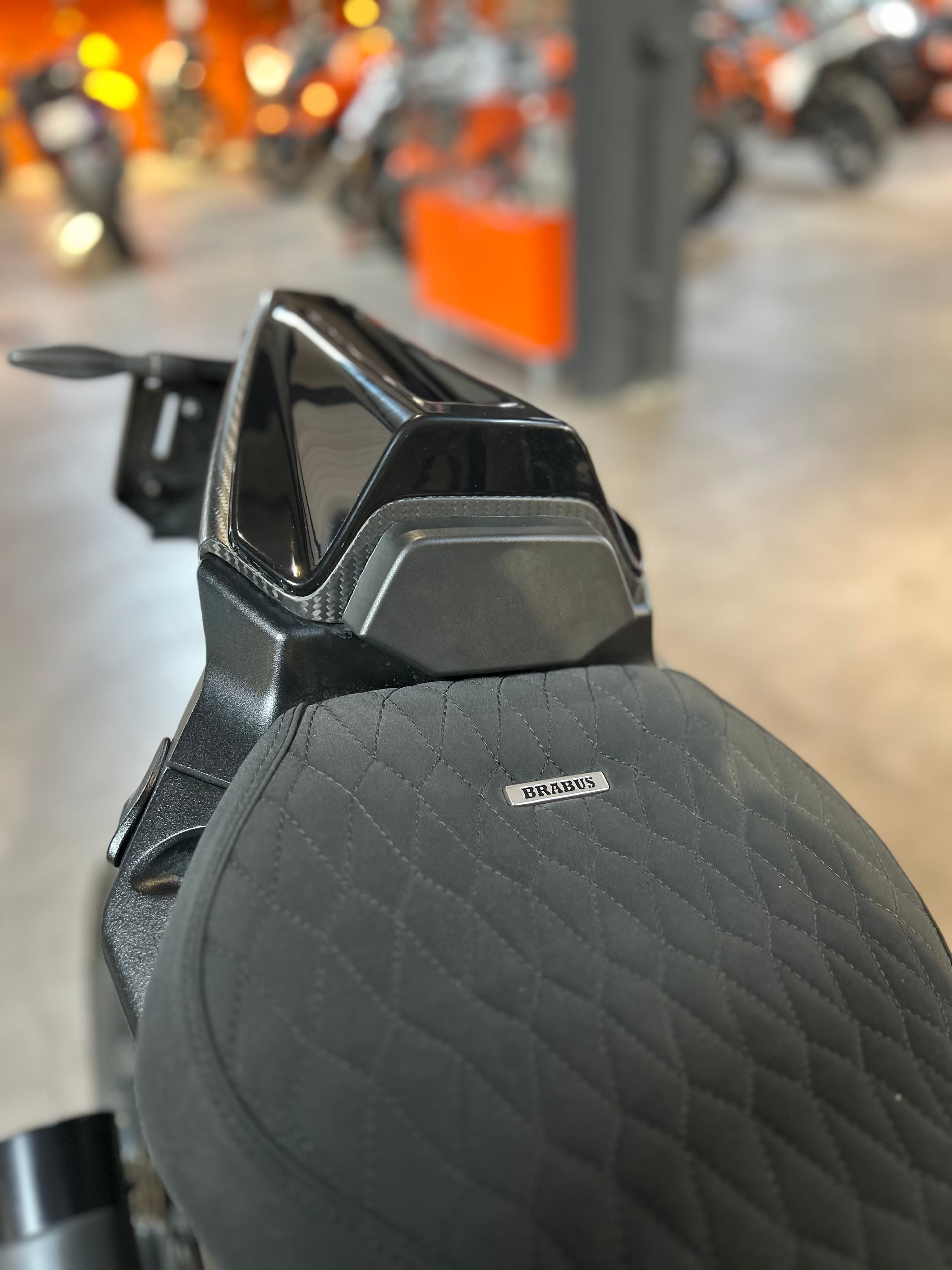 KTM 1290 Super Duke R EVO-image-5