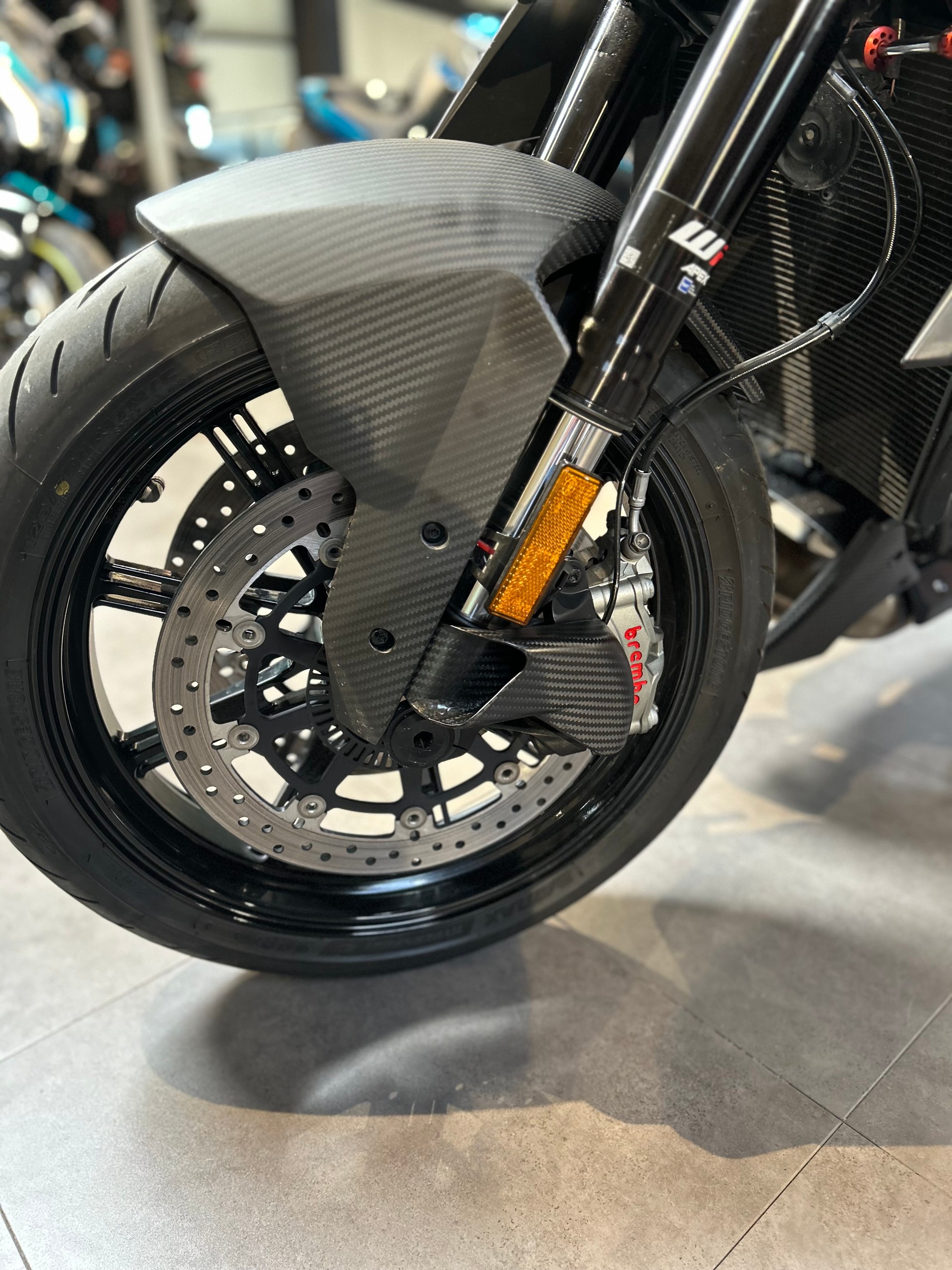KTM 1290 Super Duke R EVO-image-8
