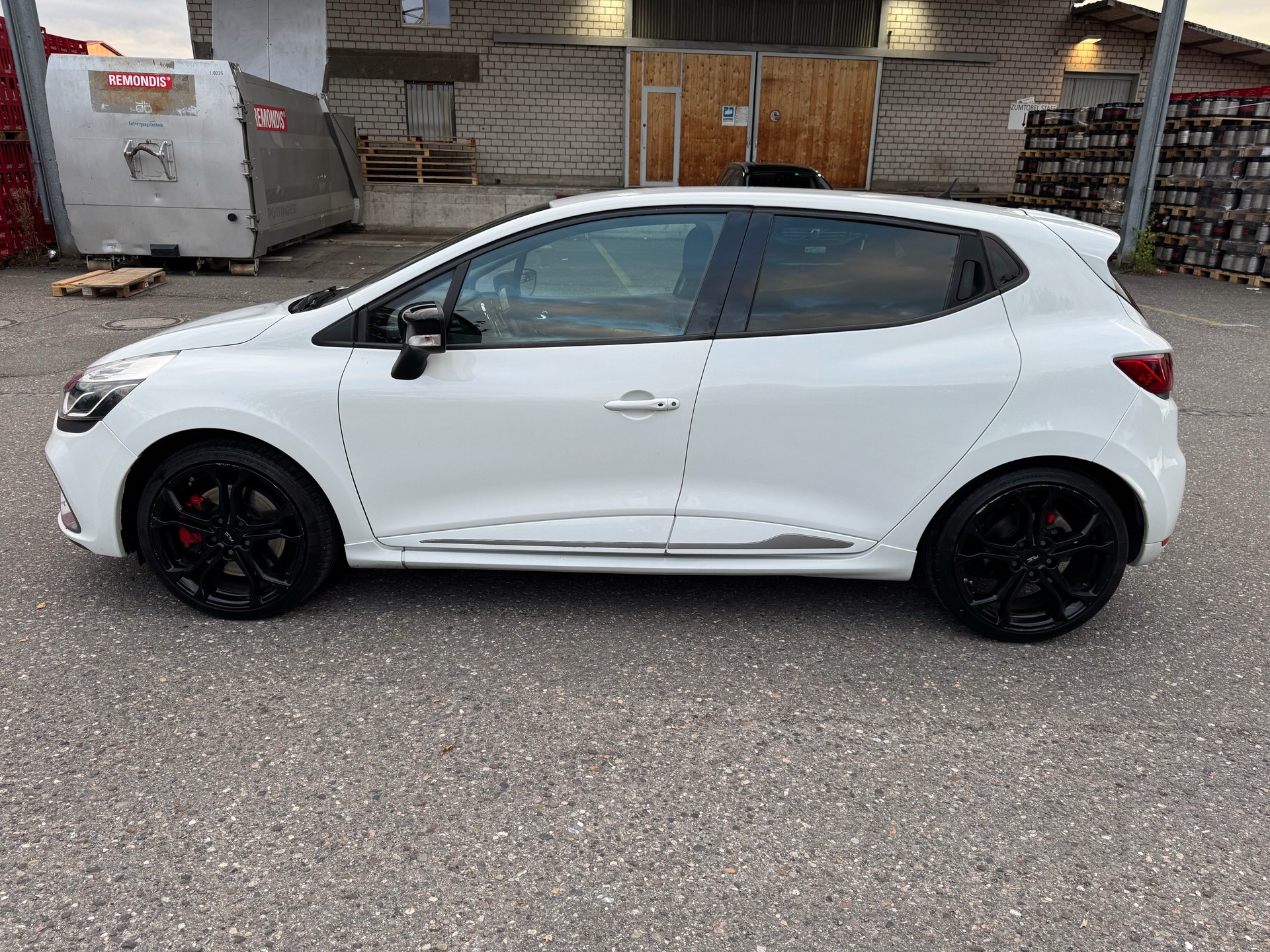 RENAULT Clio 1.6 T RS 200 EDC-image-7