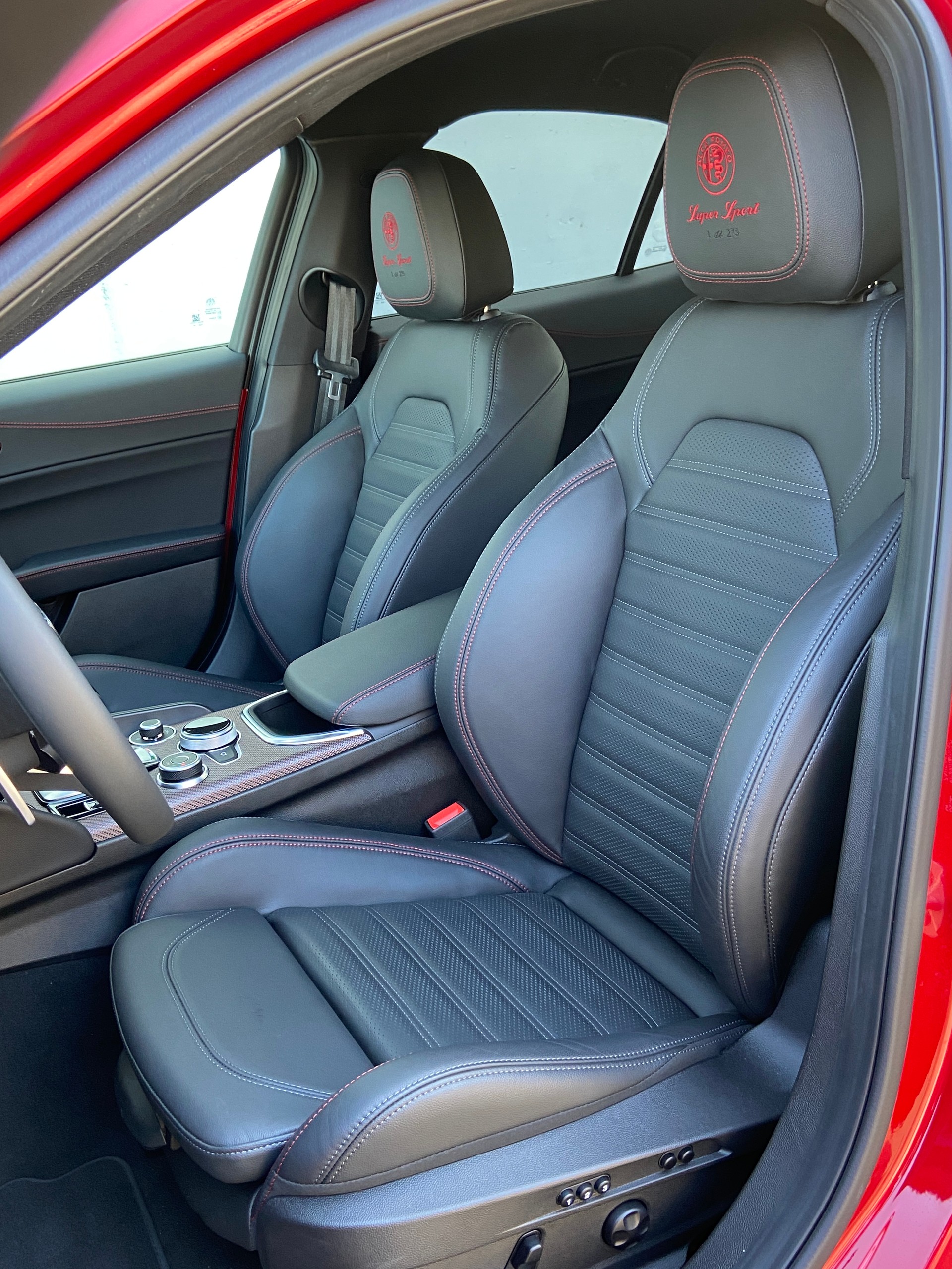 ALFA ROMEO Giulia 2.9 V6 Quadrifoglio Super Sport Carbonroof 1 of 275-image-9