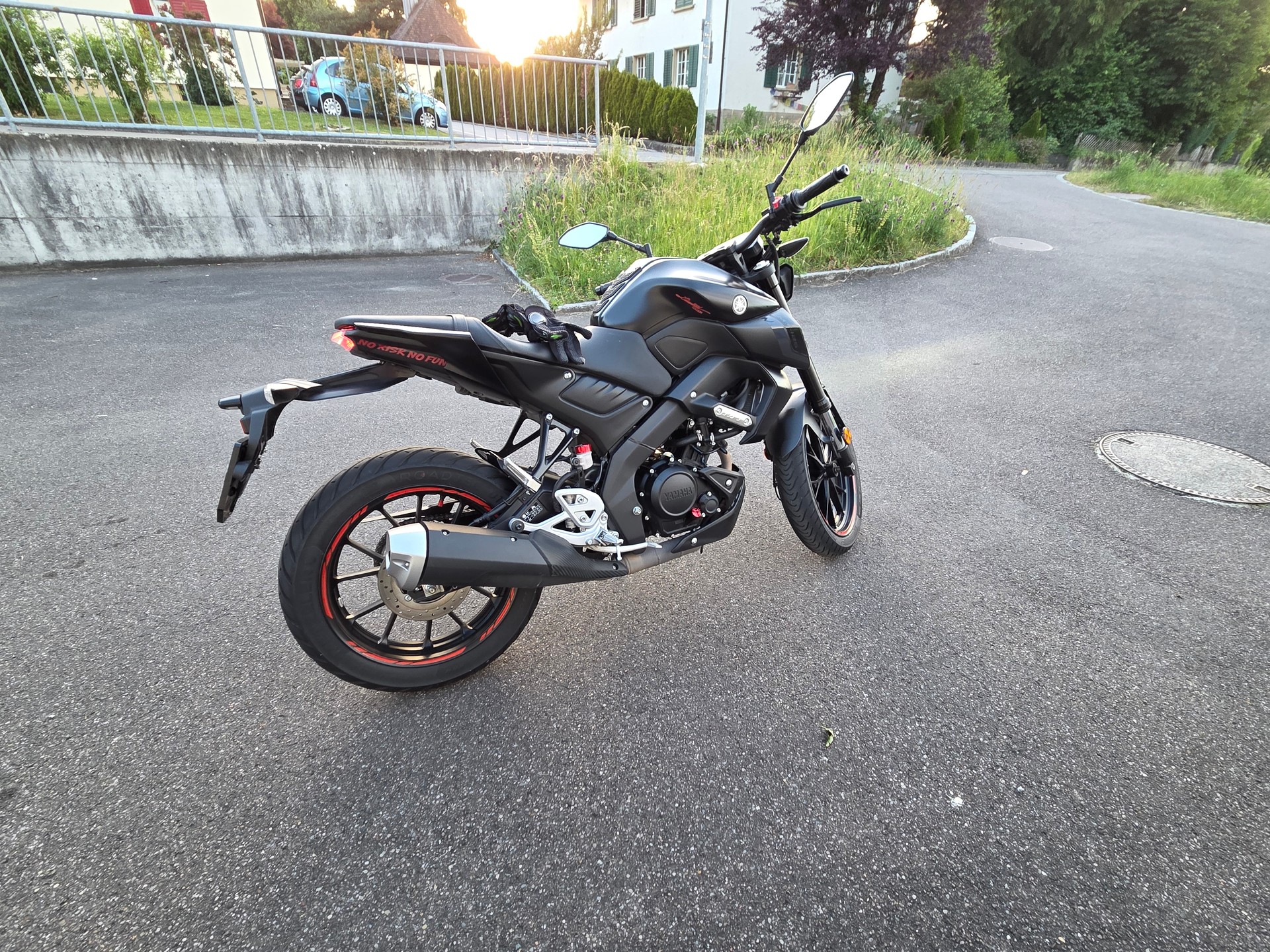 YAMAHA MT-125 ABS-image-4