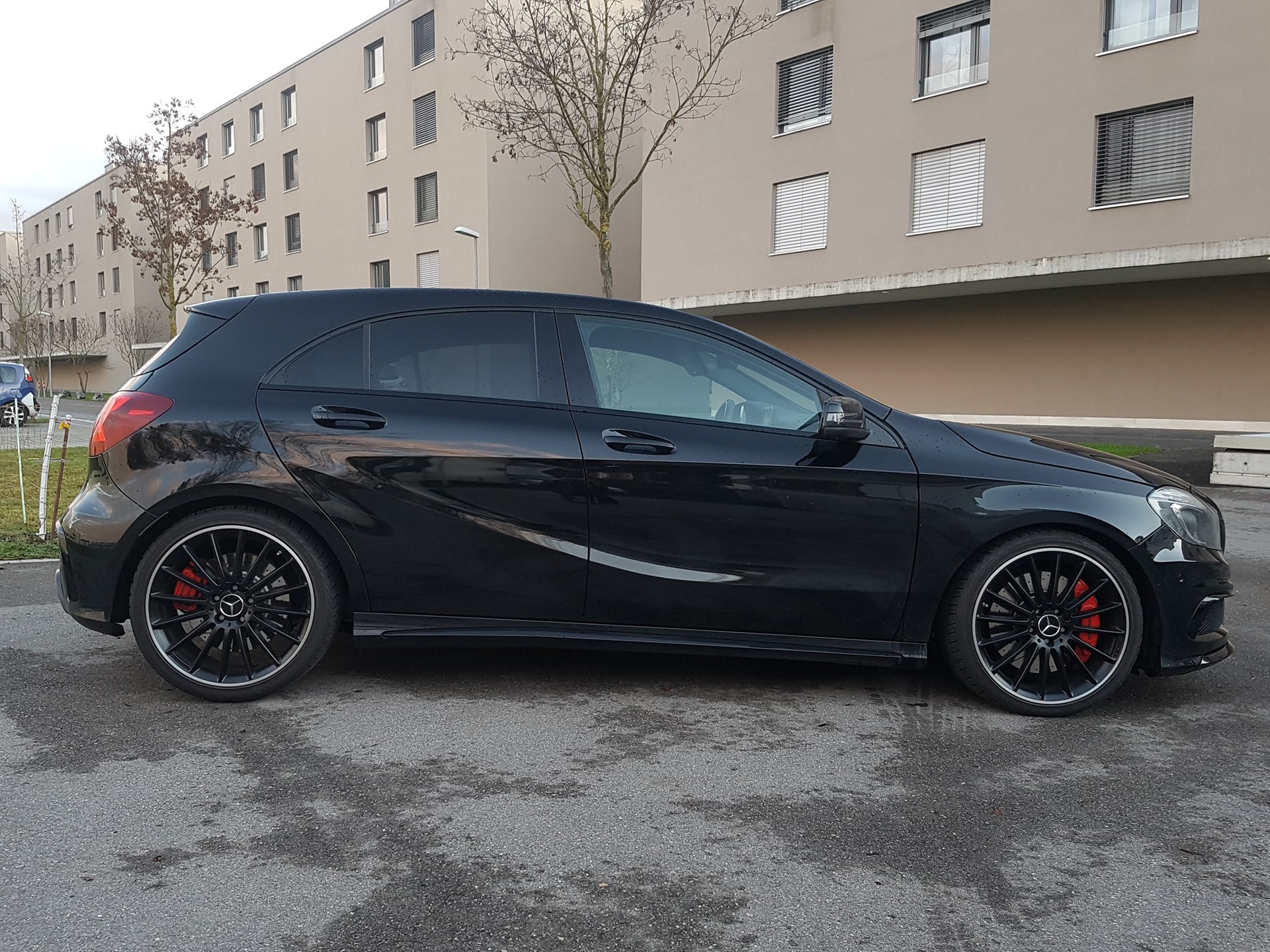 MERCEDES-BENZ A 45 AMG 4Matic Speedshift 7G-DCT-image-3
