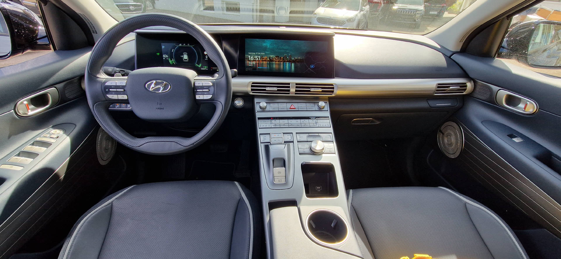 HYUNDAI Nexo Fuel Cell Vertex-image-4