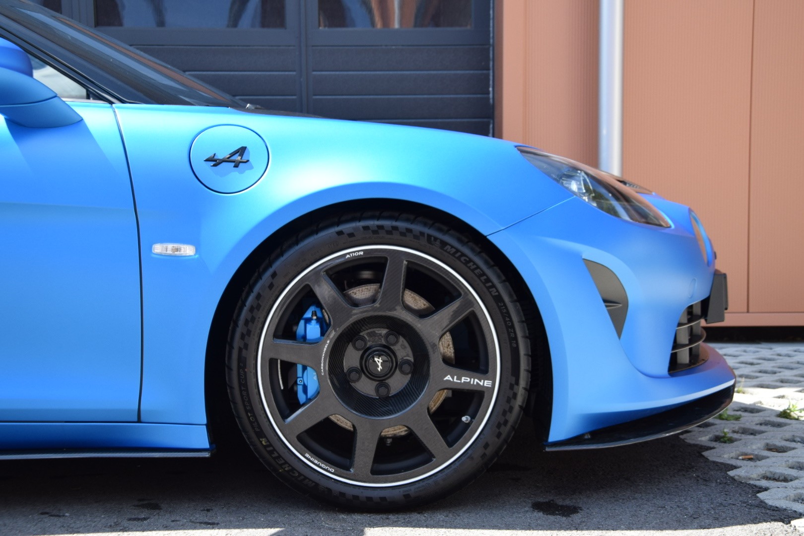 ALPINE A110 R - "Bleu Matt * Etrier Bleu * Pack Service inclus gratuit"-showroom-element-3