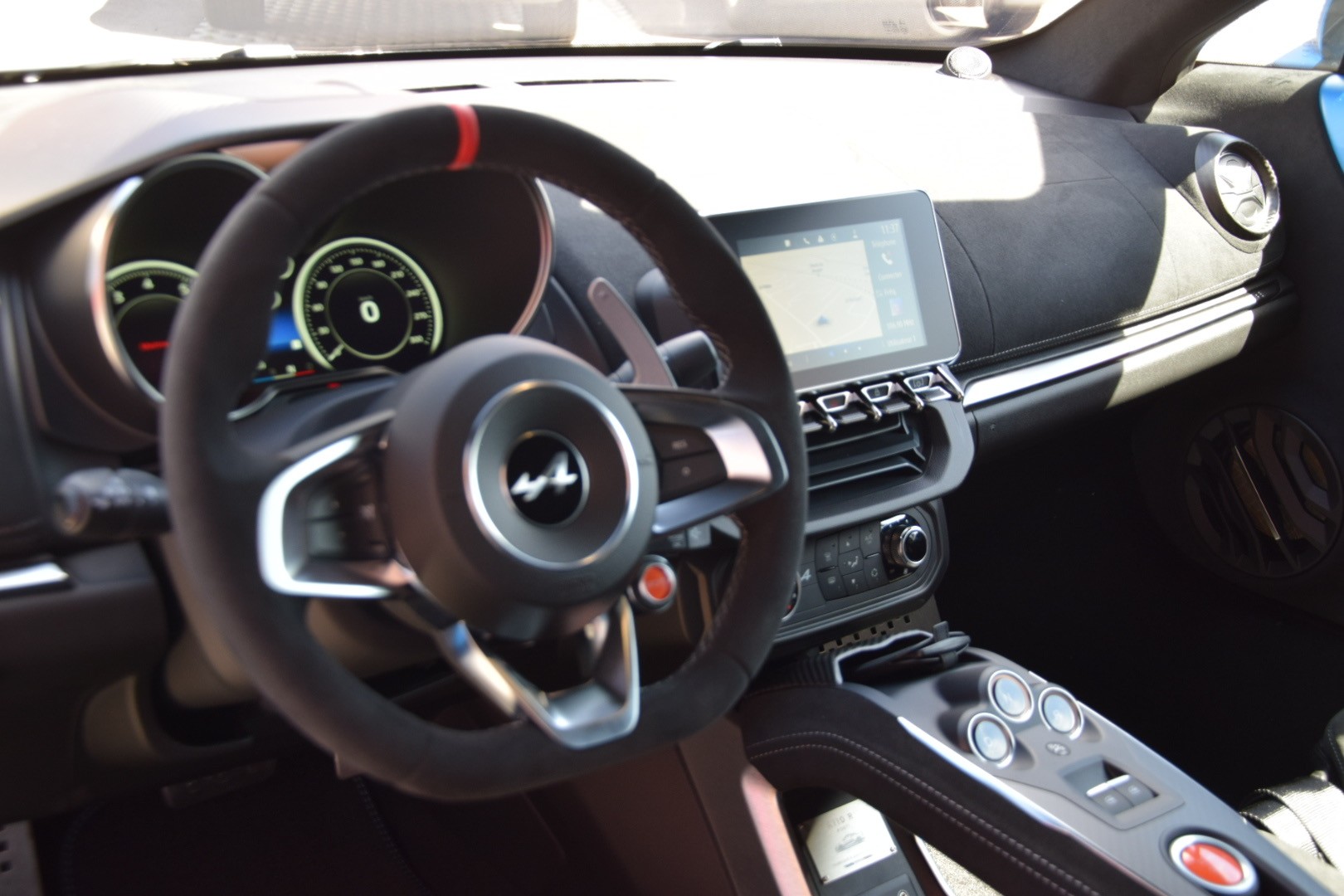 ALPINE A110 R - "Bleu Matt * Etrier Bleu * Pack Service inclus gratuit"-image-13