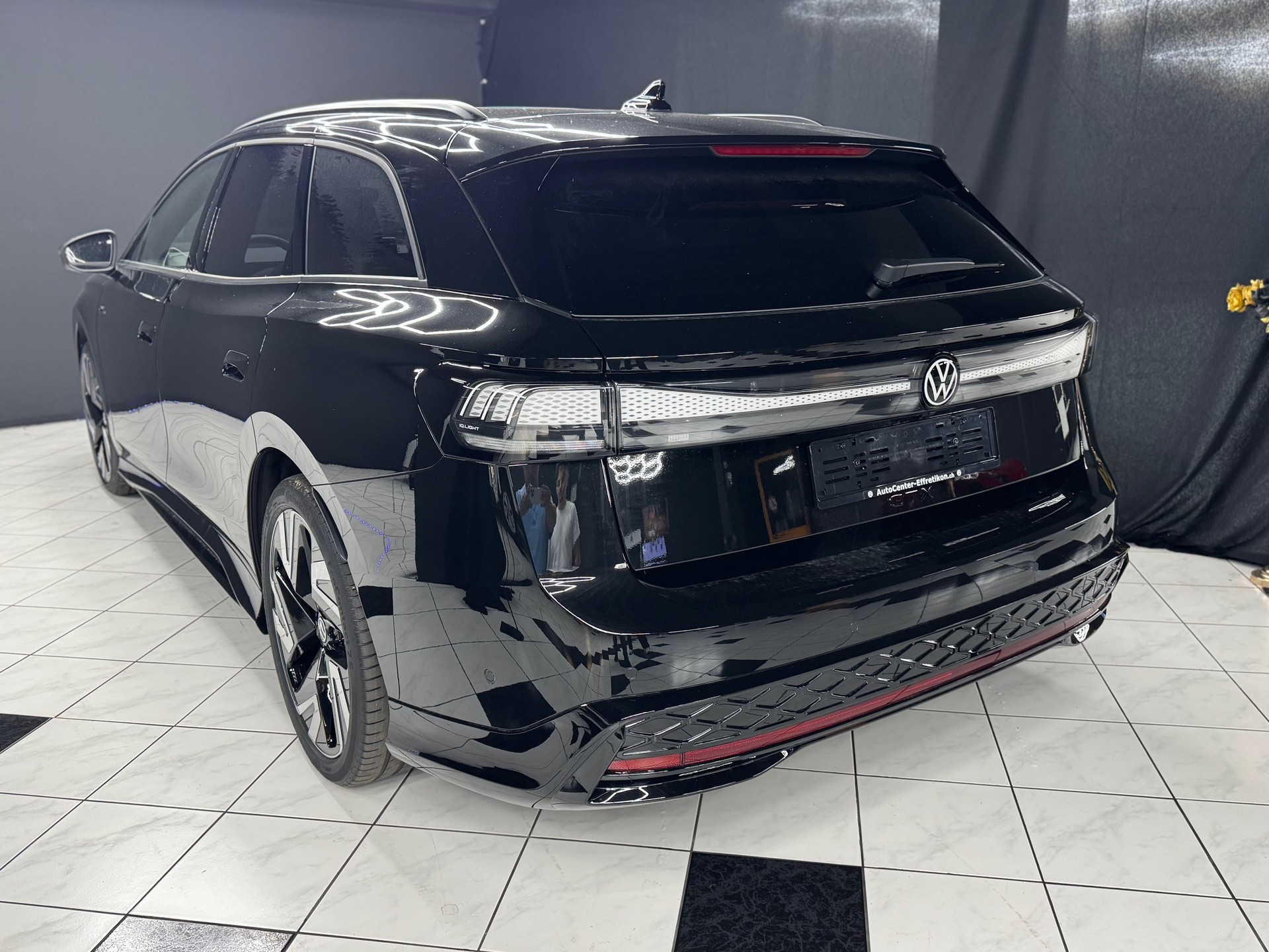 VW ID.7 Tou 86kWh GTX 4 M-image-5