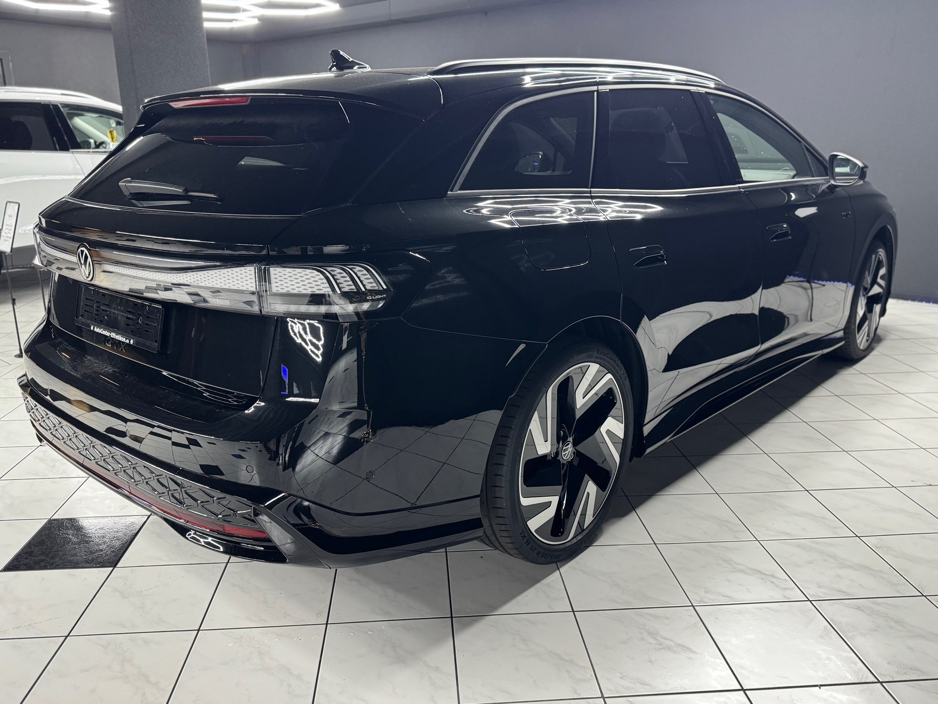 VW ID.7 Tou 86kWh GTX 4 M-image-6
