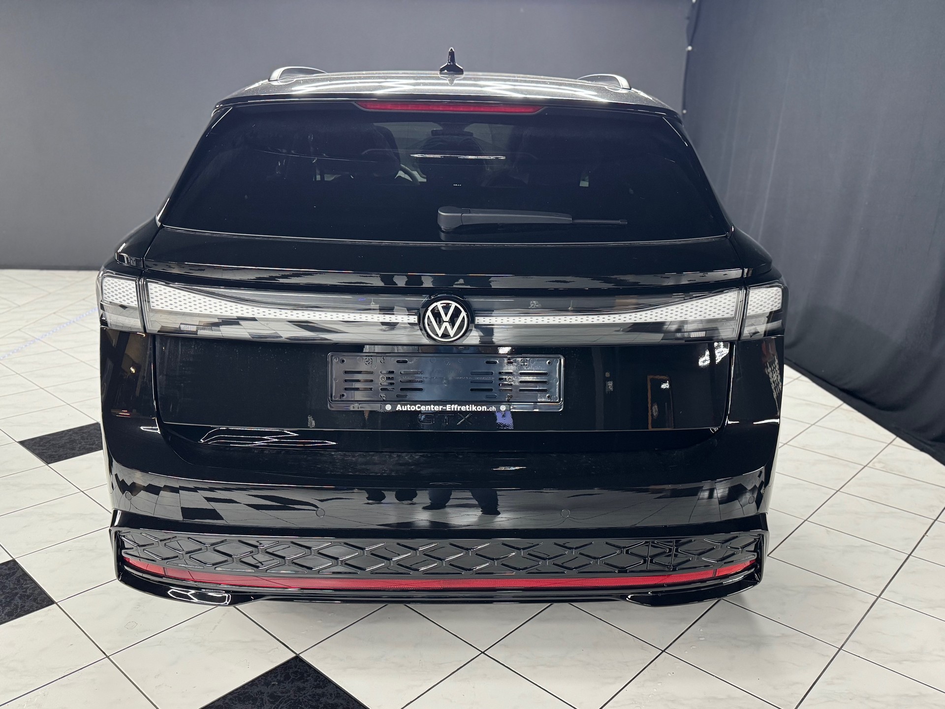 VW ID.7 Tou 86kWh GTX 4 M-image-4