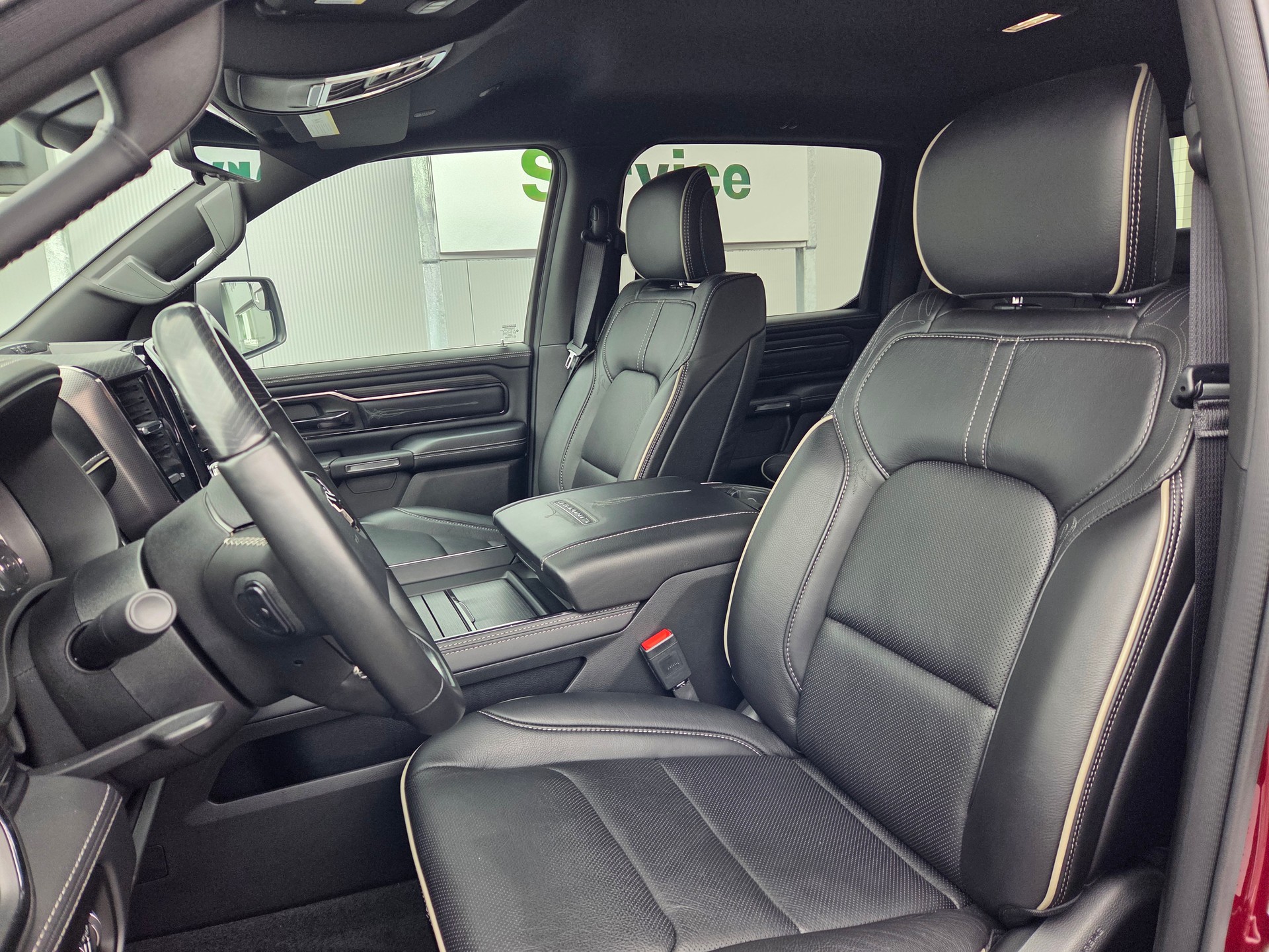 DODGE Ram 1500 5.7 V8 4x4 Limited 396PS / 3.5T AHK-image-9