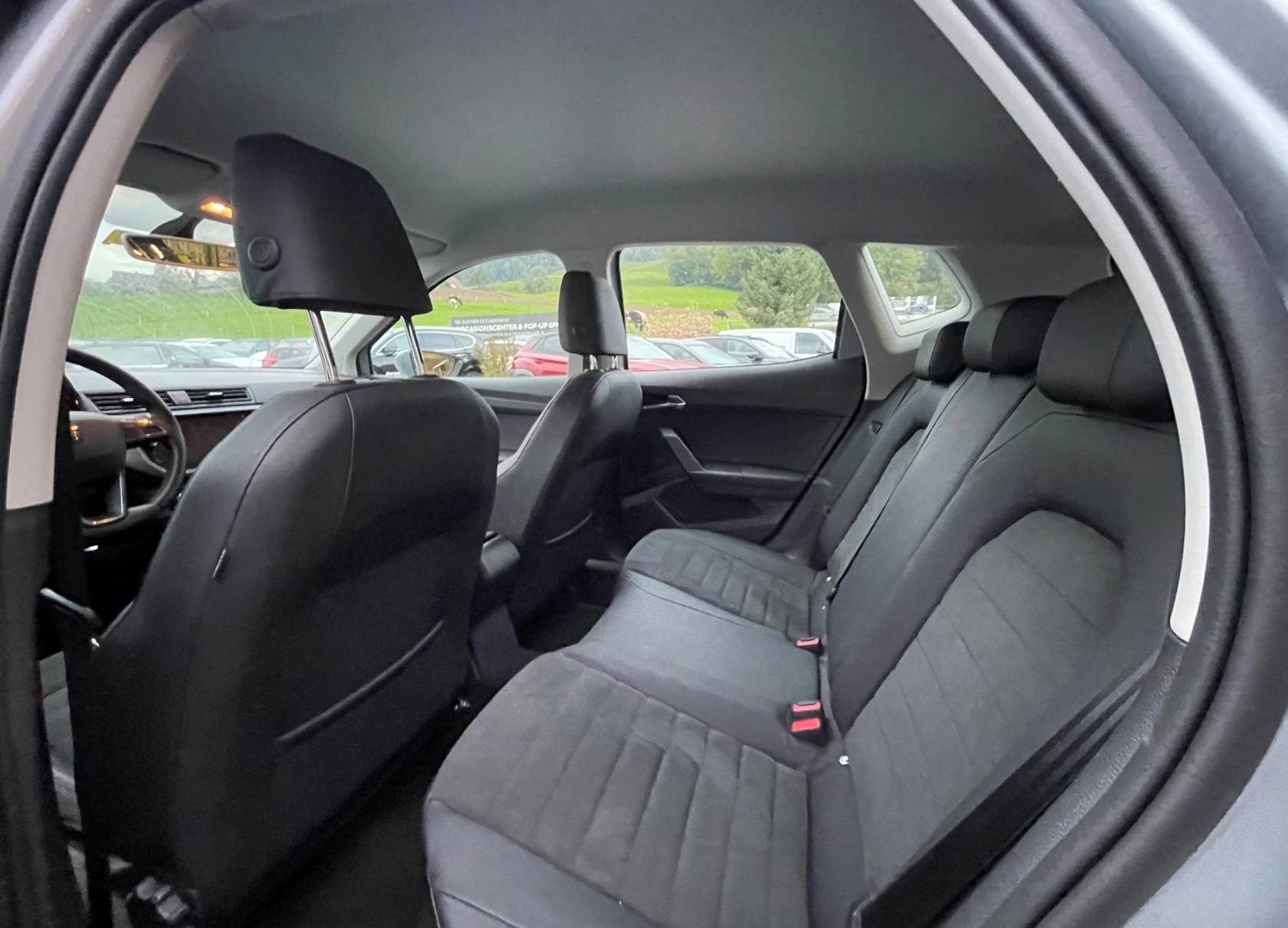 SEAT Arona 1.0 TSI Eco DSG SWISS FR-image-9