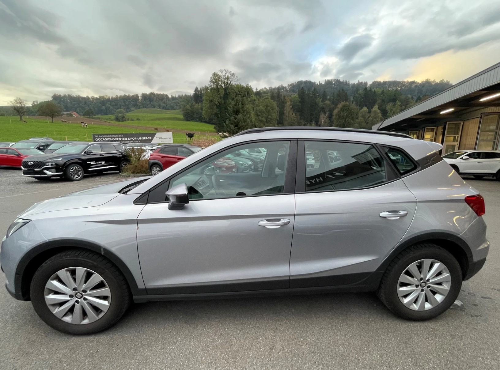SEAT Arona 1.0 TSI Eco DSG SWISS FR-showroom-element-3