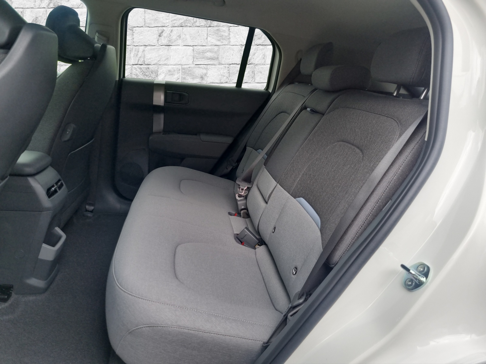 KIA EV3 81 kWh Earth-image-7