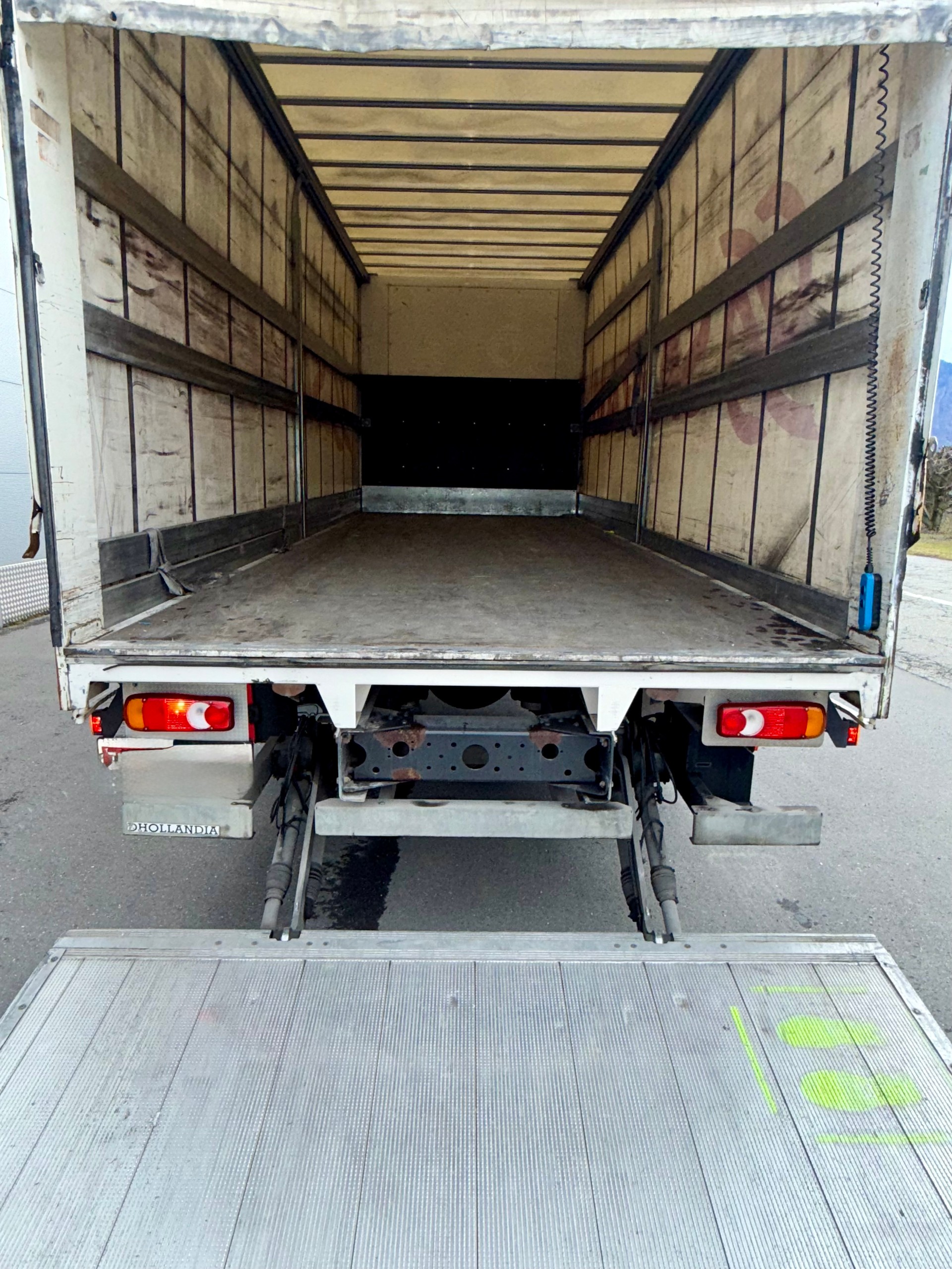 IVECO EUROCARGO-showroom-element-3