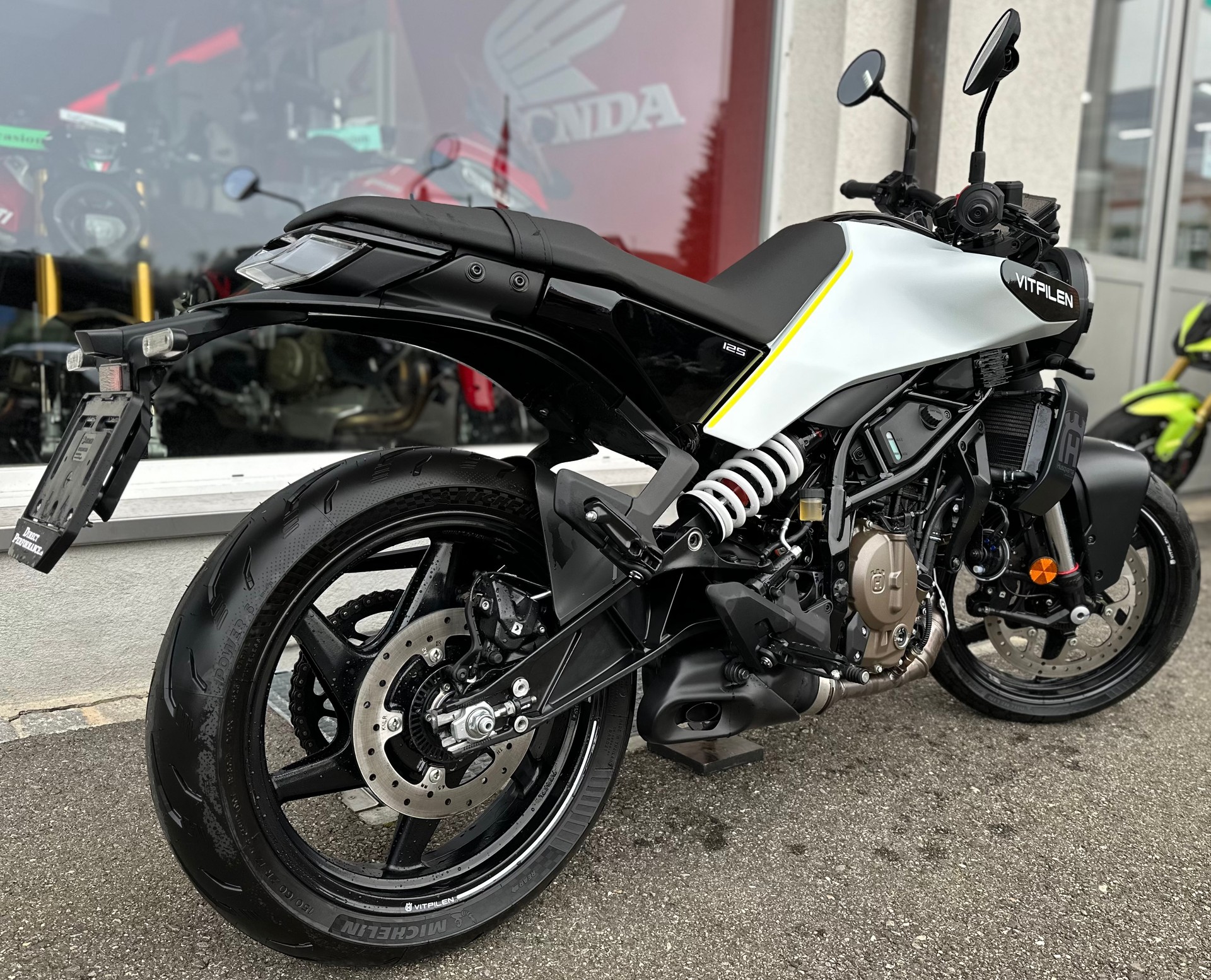 HUSQVARNA Vitpilen 125-image-3