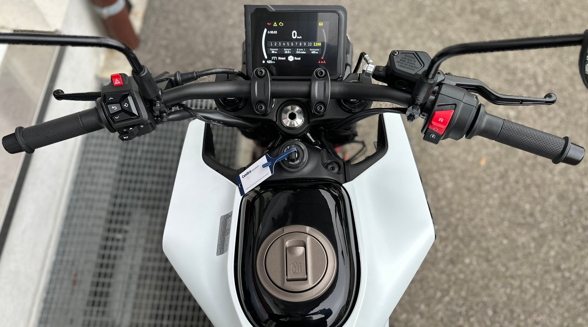 HUSQVARNA Vitpilen 125-image-8