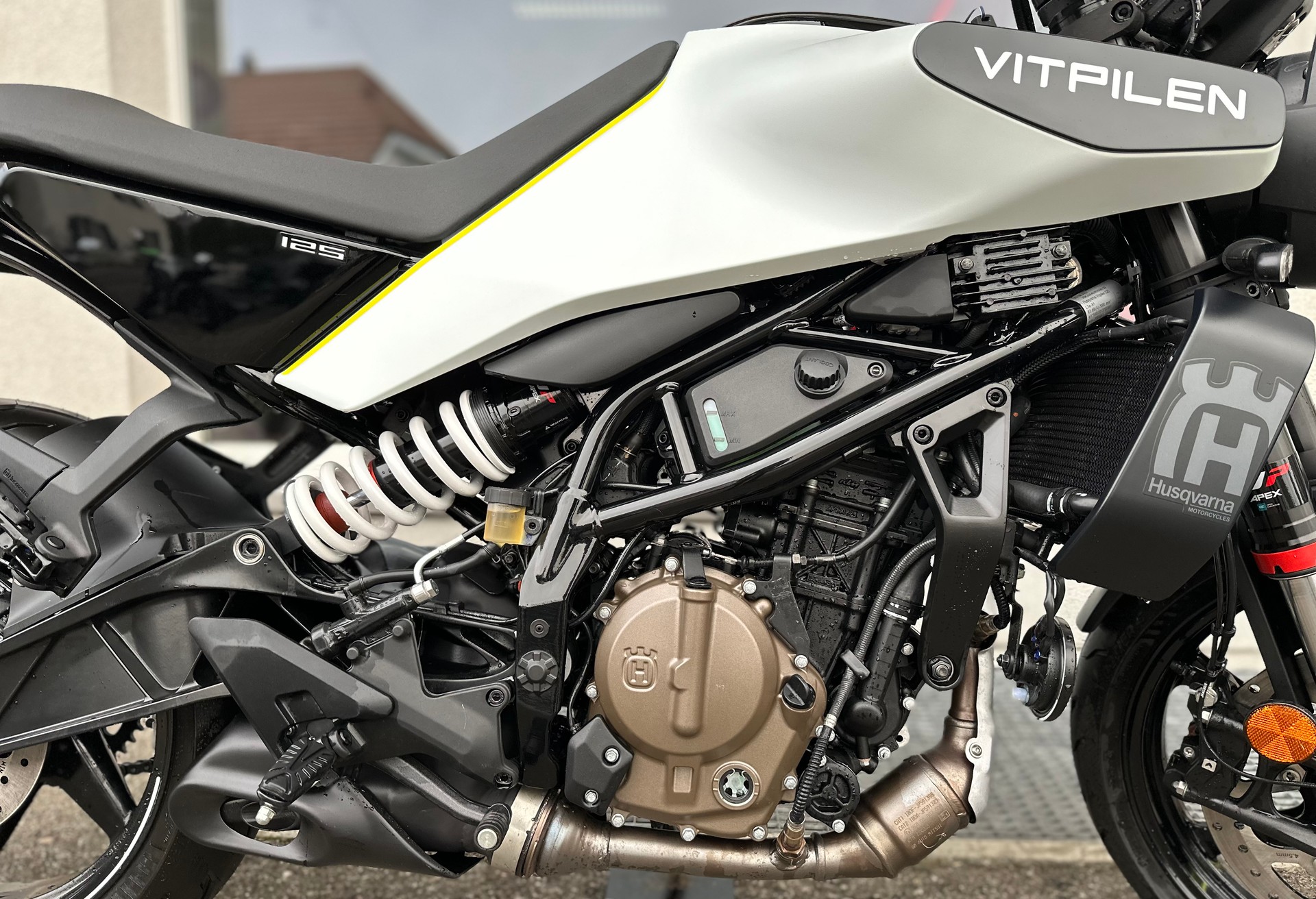 HUSQVARNA Vitpilen 125-image-6