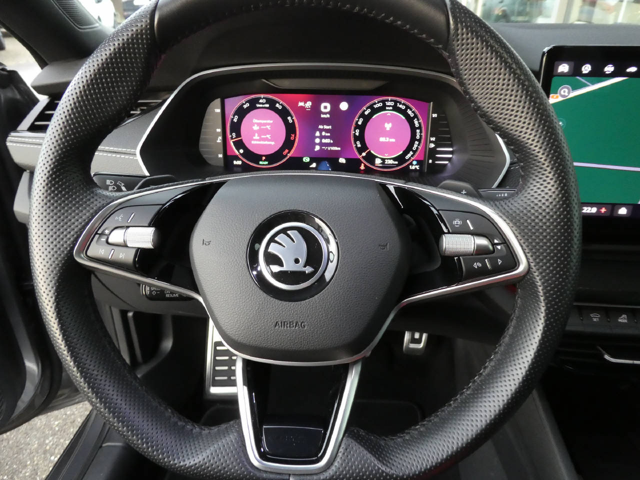 SKODA Octavia Combi 1.5 TSI SportLine DSG-image-11