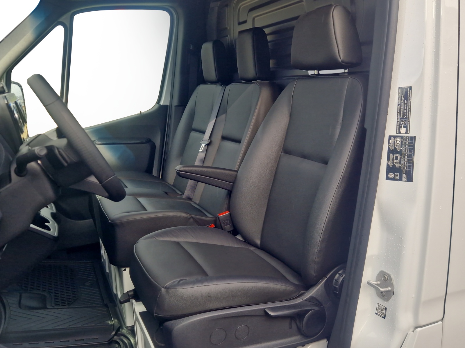 MERCEDES-BENZ Sprinter 315 CDI PRO Standard 9G-TRONIC-image-6