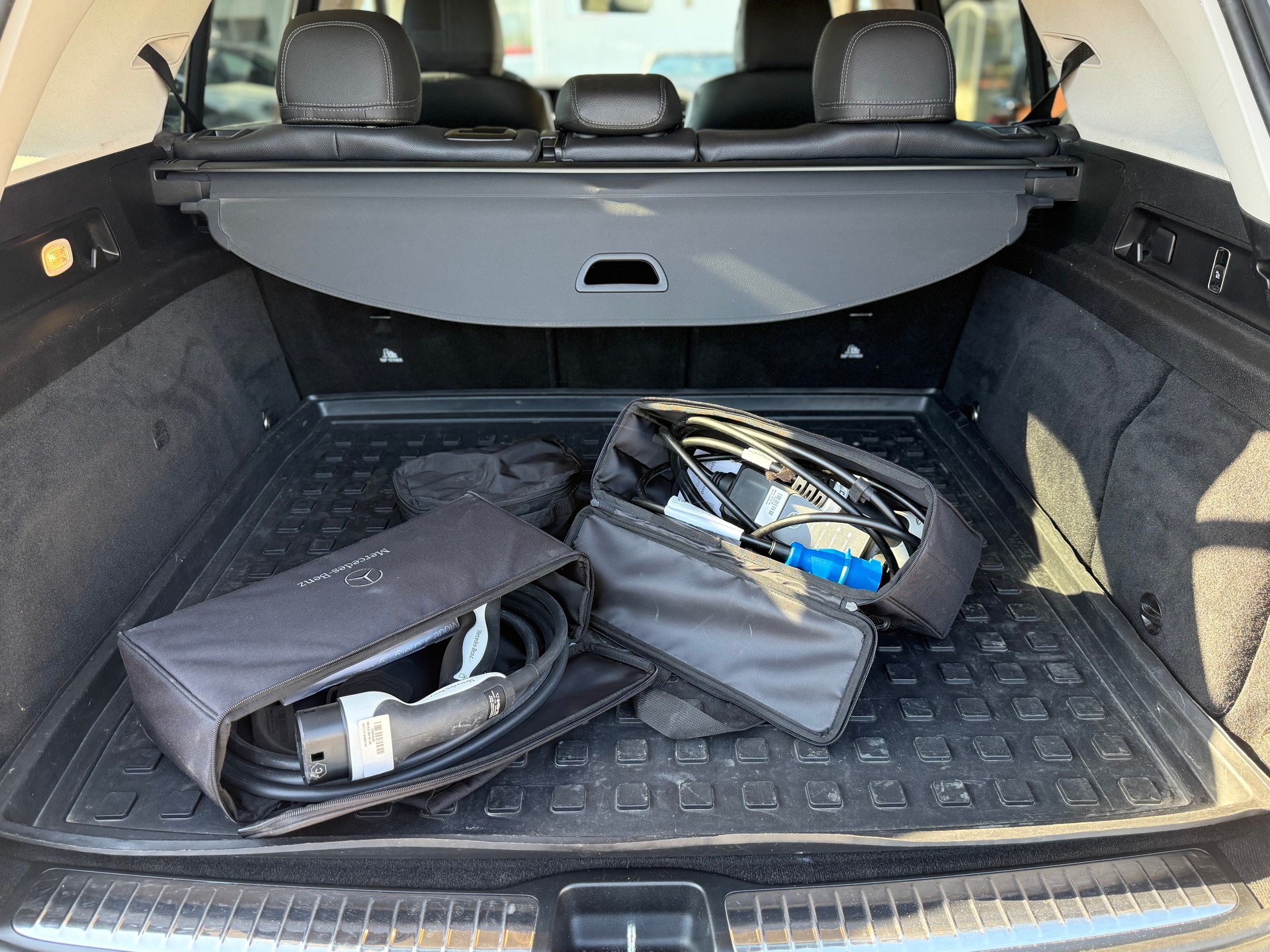 MERCEDES-BENZ GLE 350 de 4Matic AMG Line 9G-Tronic-image-28