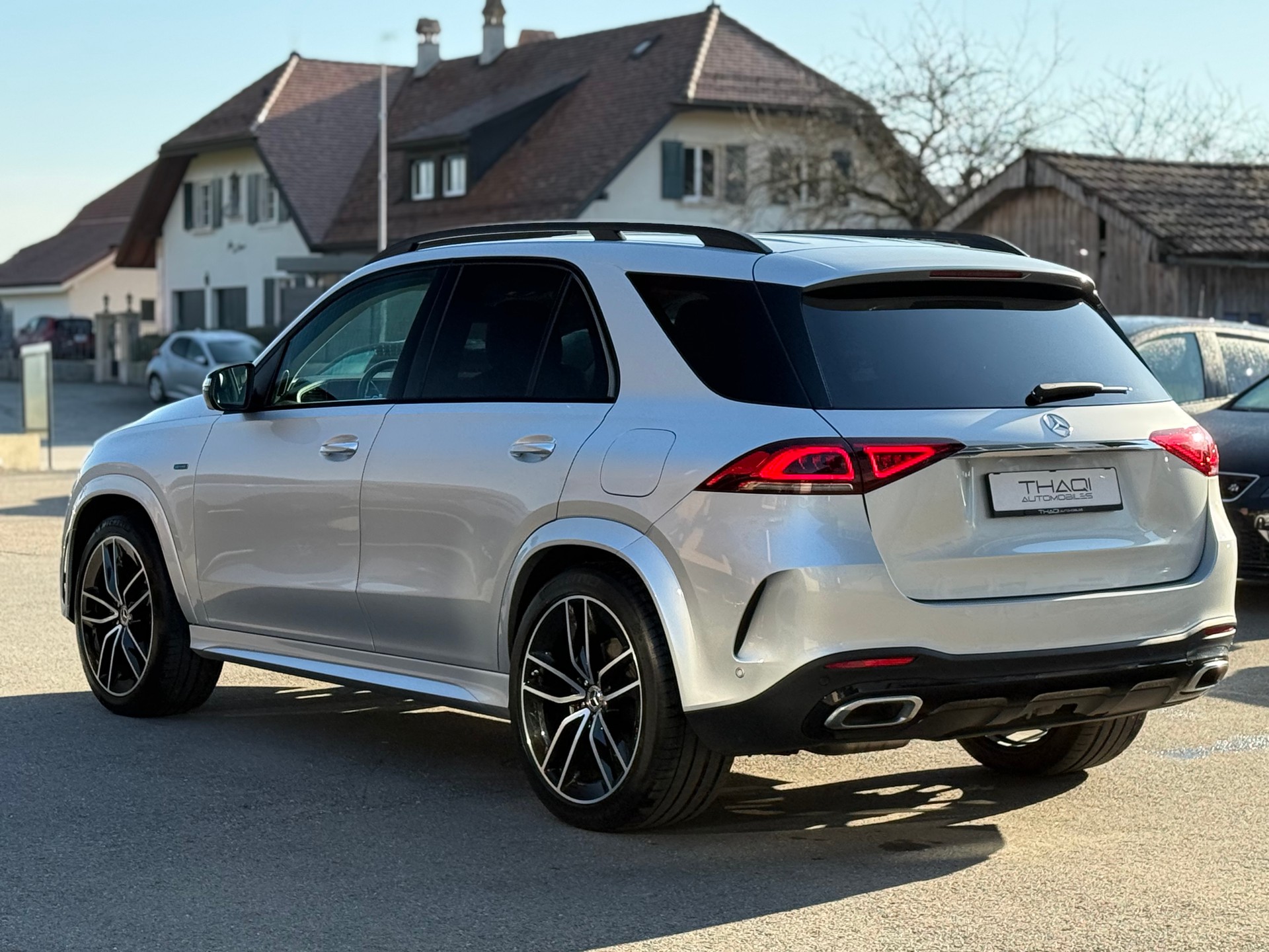 MERCEDES-BENZ GLE 350 de 4Matic AMG Line 9G-Tronic-image-8
