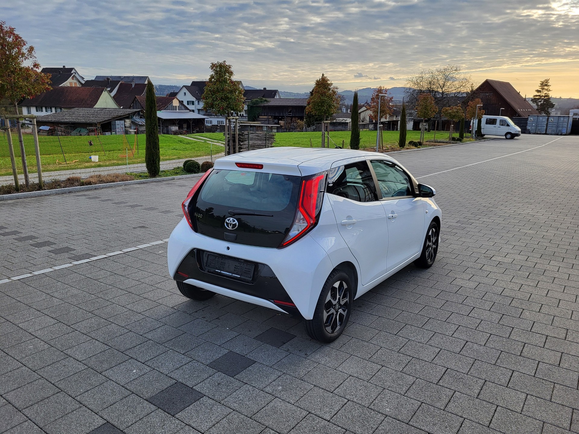 TOYOTA Aygo 1.0 VVT-i X-shift Trend-image-1
