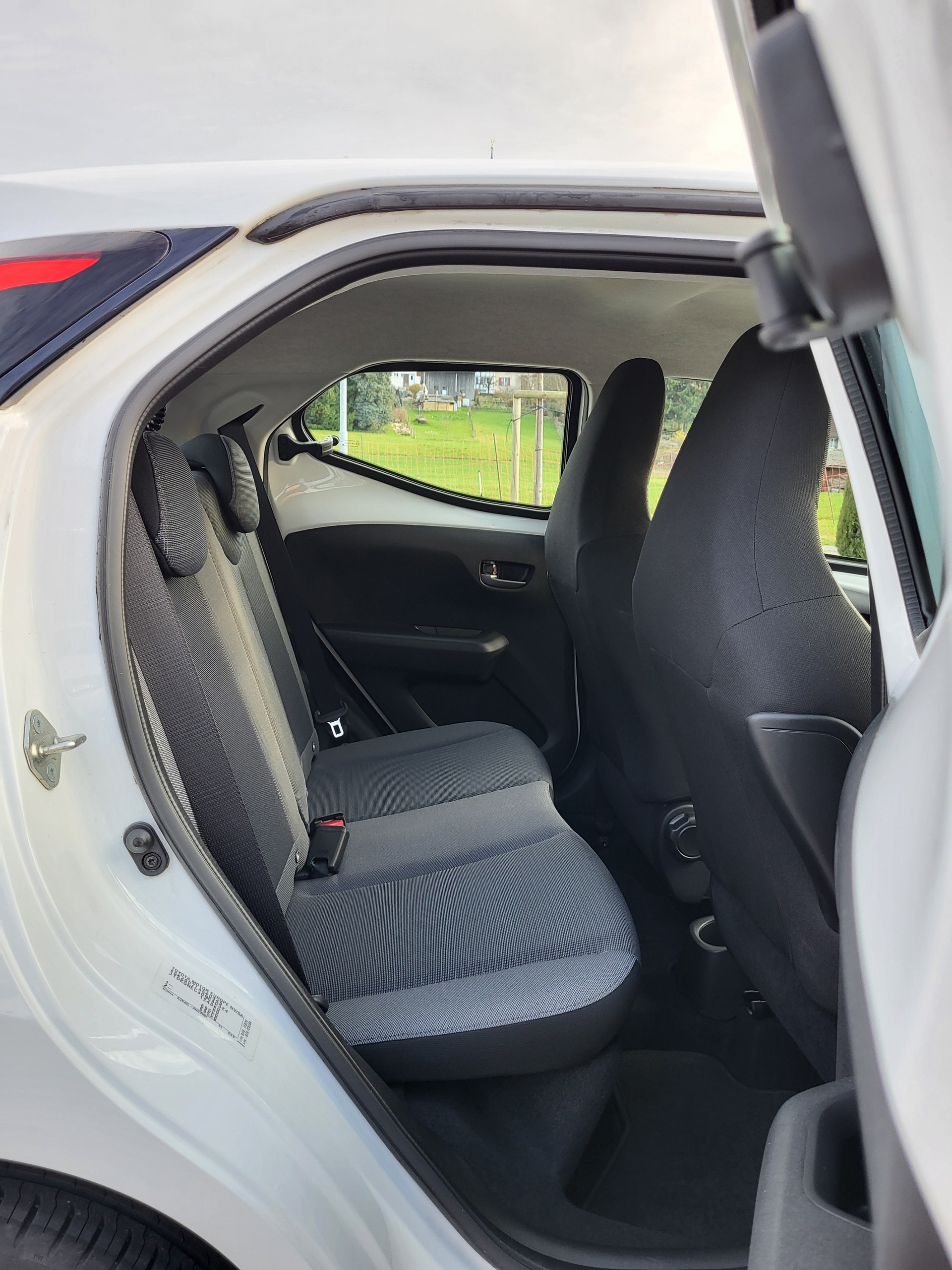 TOYOTA Aygo 1.0 VVT-i X-shift Trend-image-11