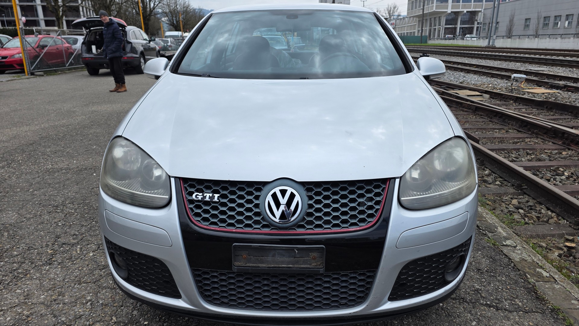 VW Golf 2.0 TFSI GTI-image-1
