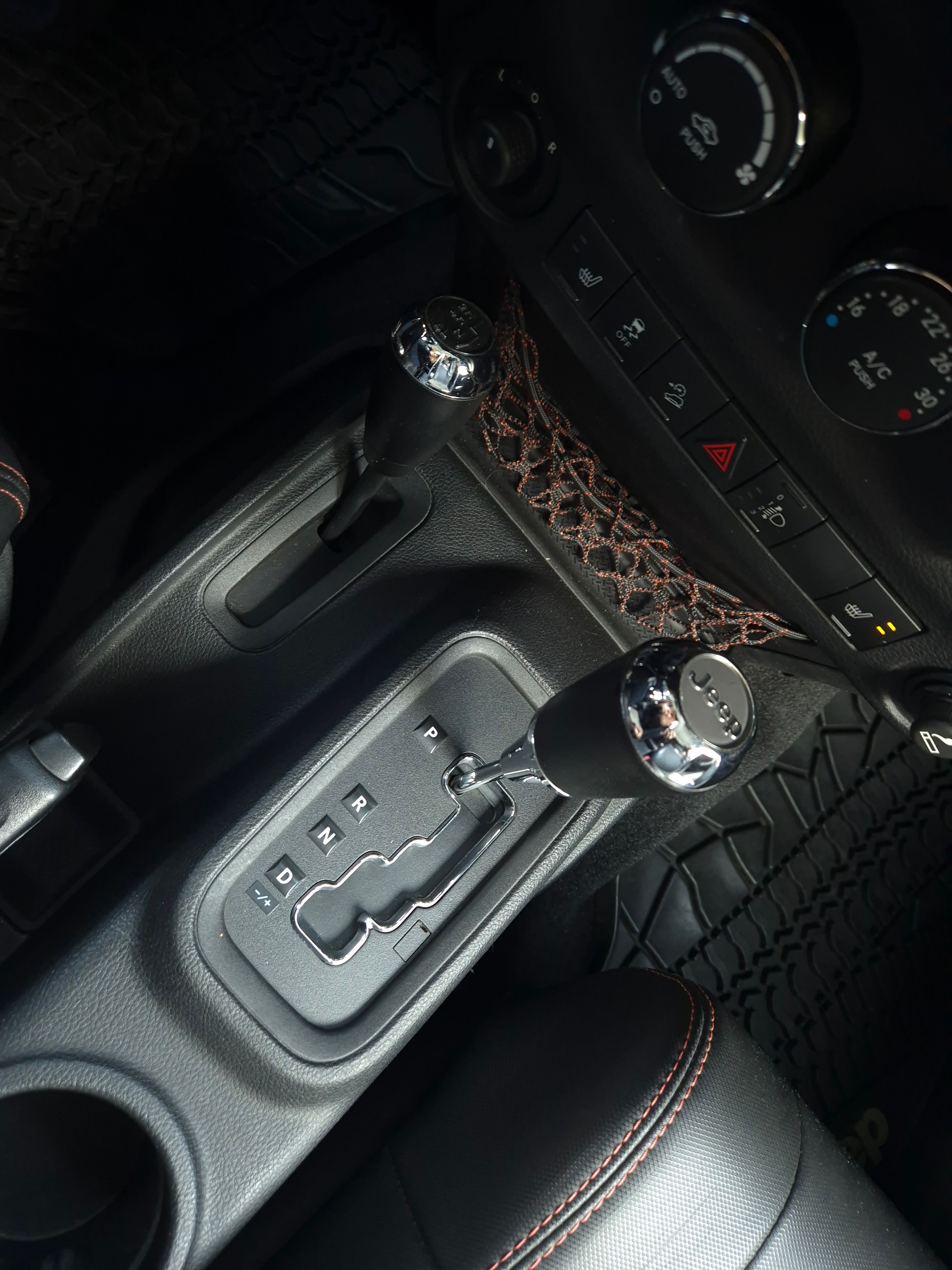 JEEP Wrangler 2.8CRD Unlimited Arctic Automatic-image-23