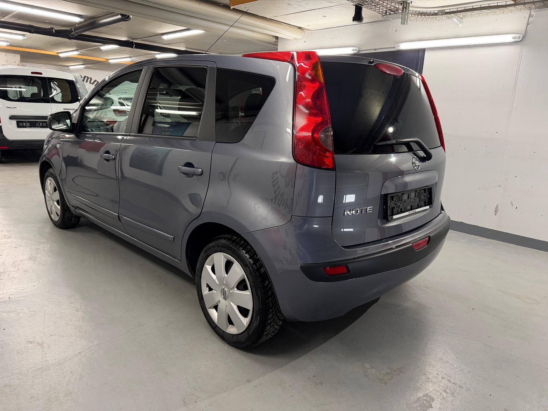 NISSAN Note 1.6 tekna-image-4