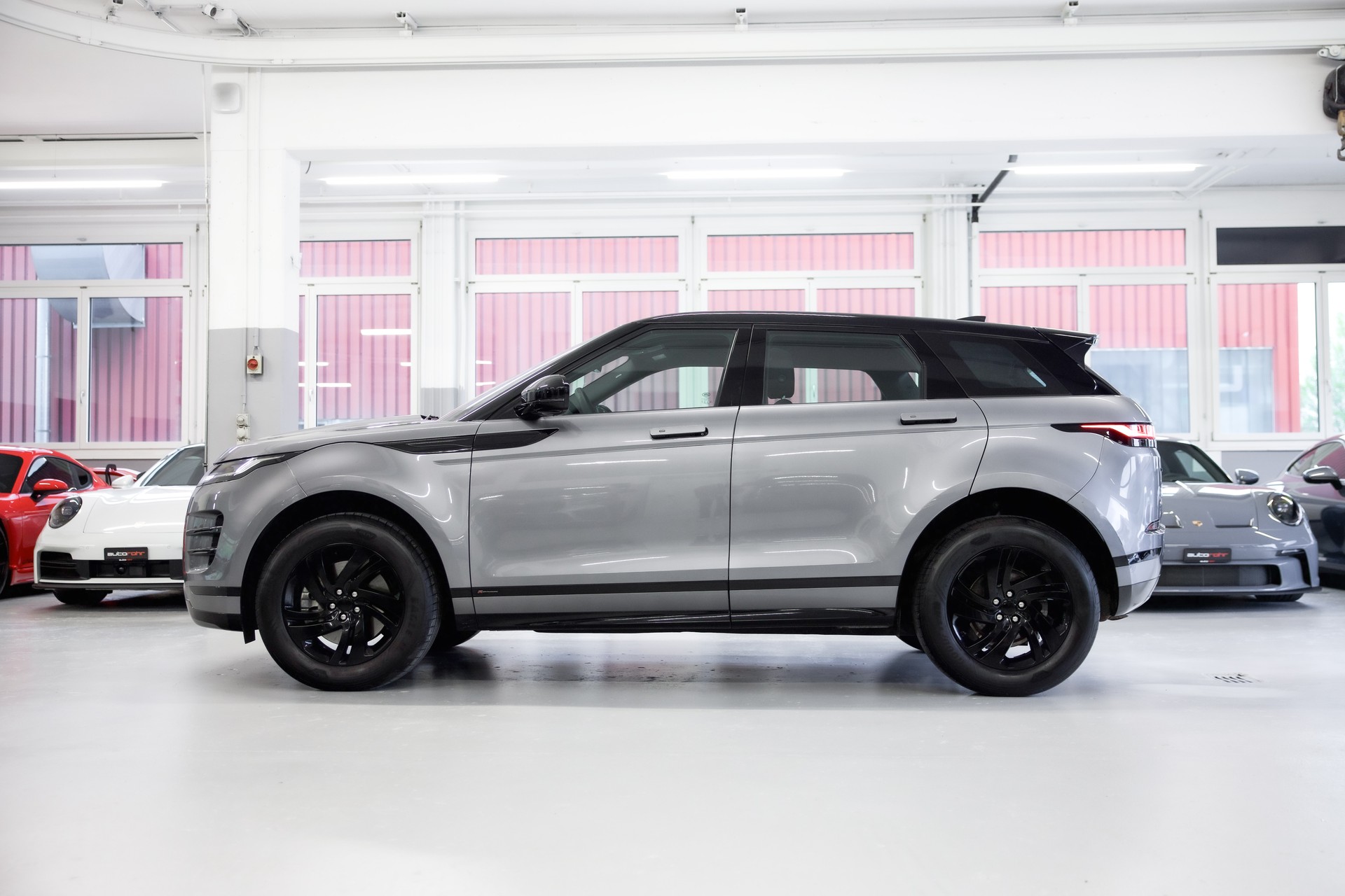 LAND ROVER Range Rover Evoque D R-Dynamic S-image-4