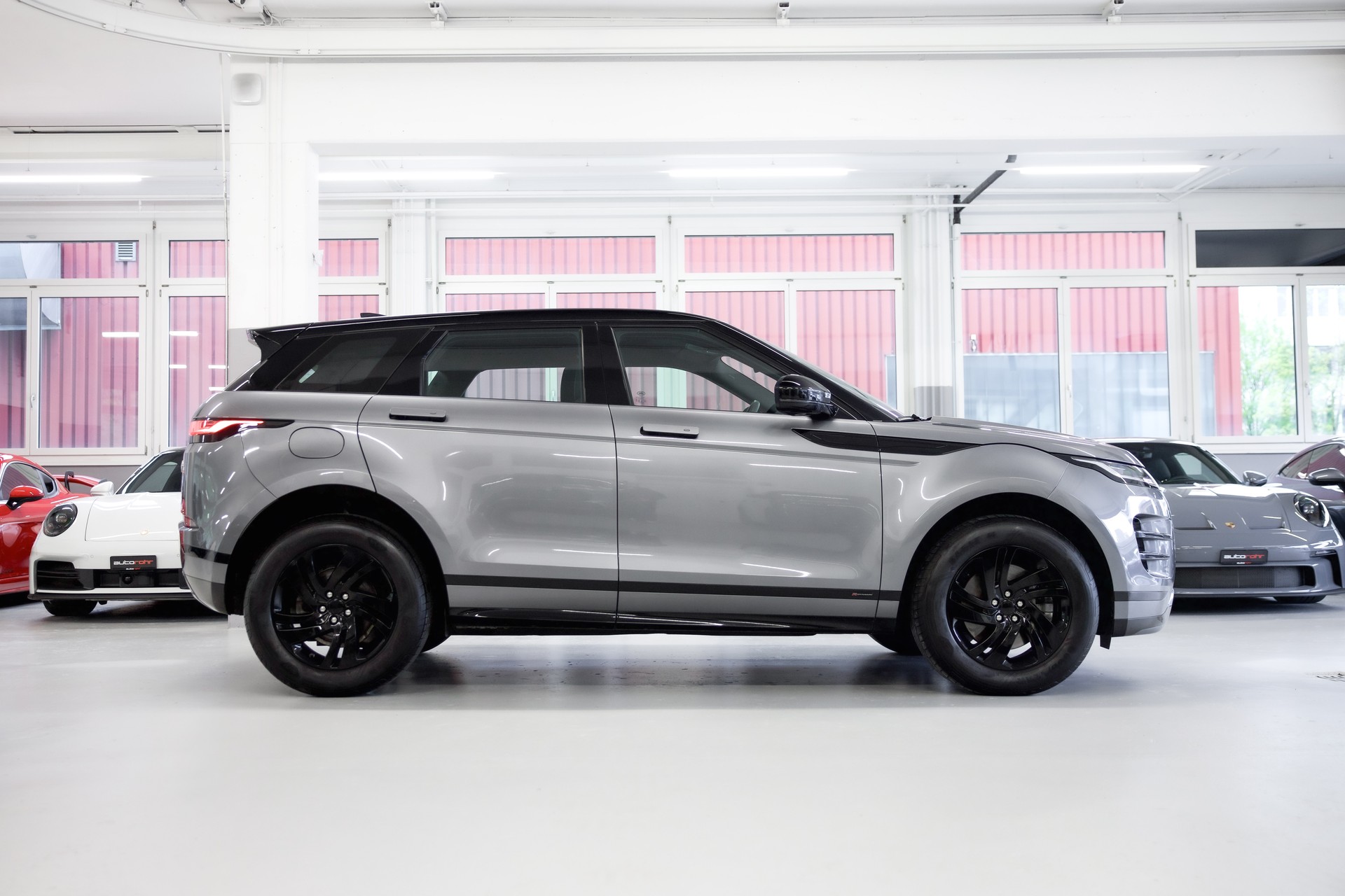 LAND ROVER Range Rover Evoque D R-Dynamic S-showroom-element-3