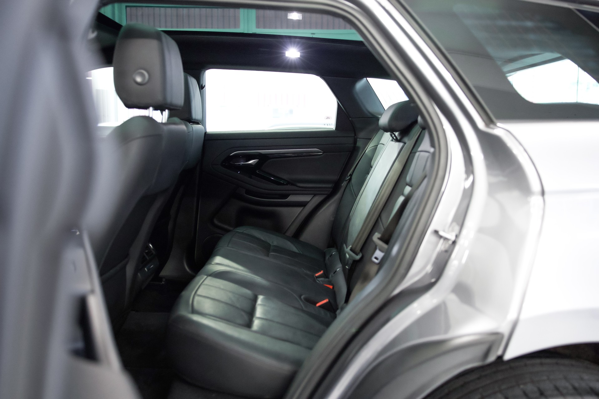 LAND ROVER Range Rover Evoque D R-Dynamic S-image-22