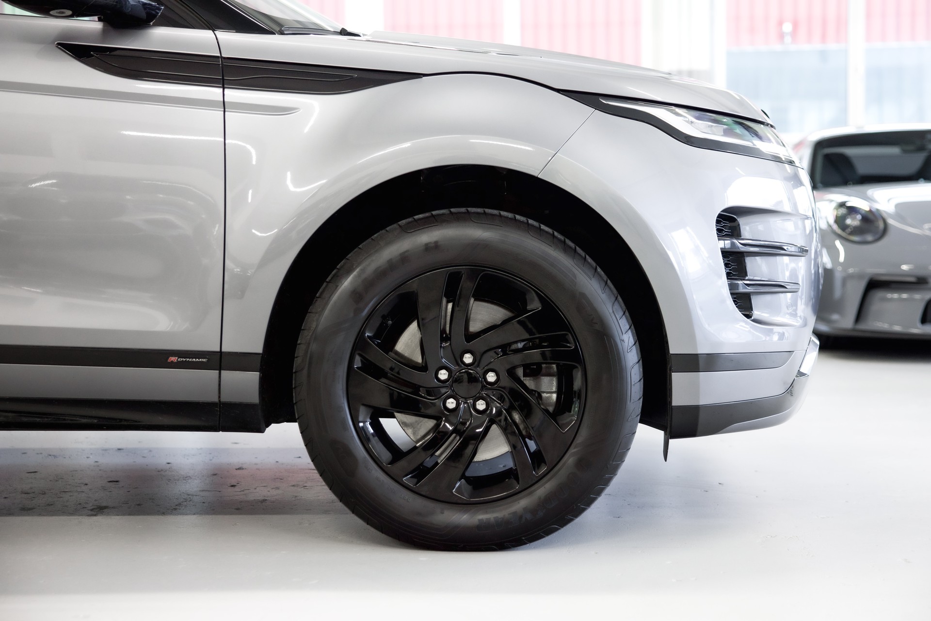 LAND ROVER Range Rover Evoque D R-Dynamic S-image-10