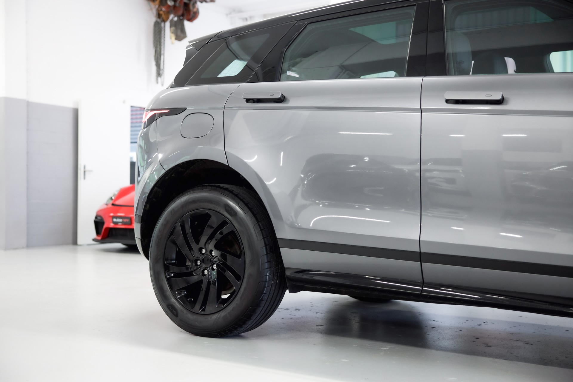 LAND ROVER Range Rover Evoque D R-Dynamic S-image-11