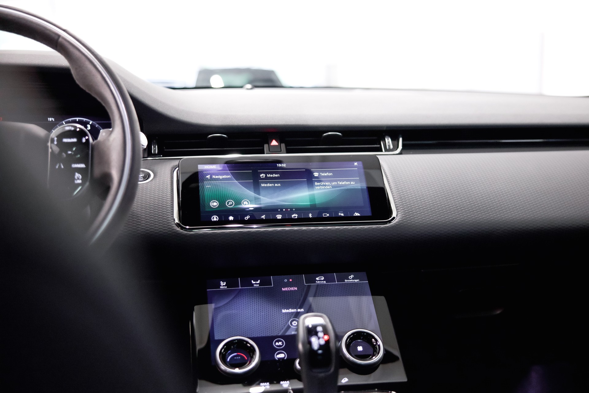 LAND ROVER Range Rover Evoque D R-Dynamic S-image-26