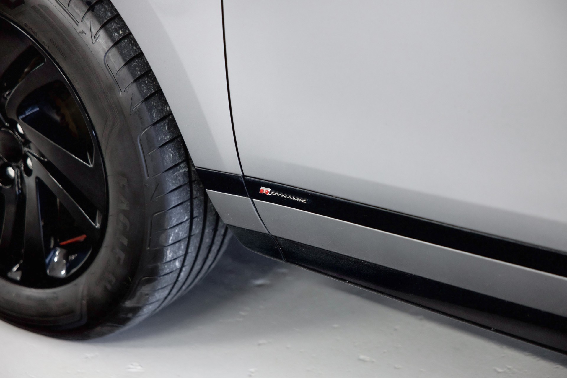 LAND ROVER Range Rover Evoque D R-Dynamic S-image-16