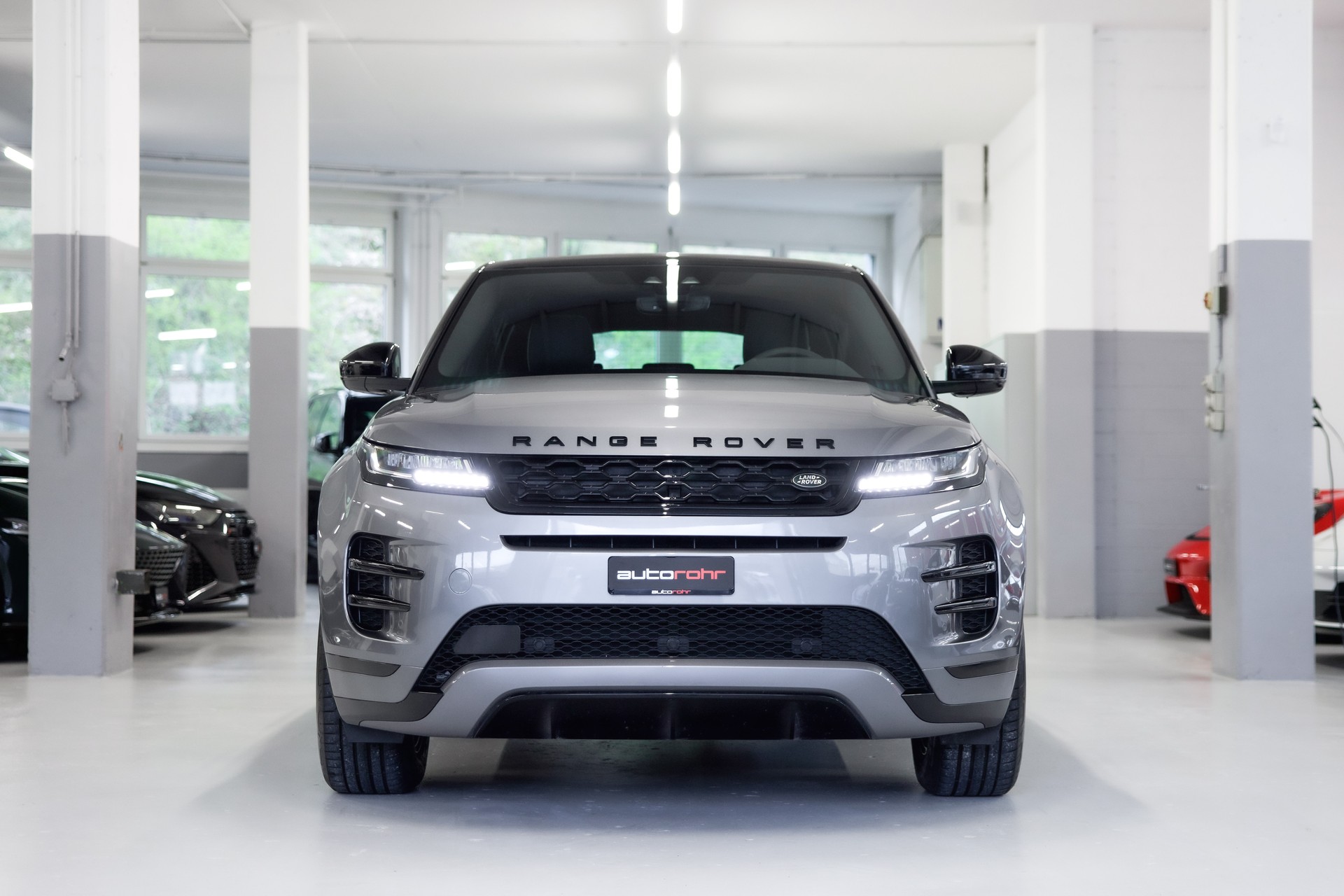 LAND ROVER Range Rover Evoque D R-Dynamic S-showroom-element-1