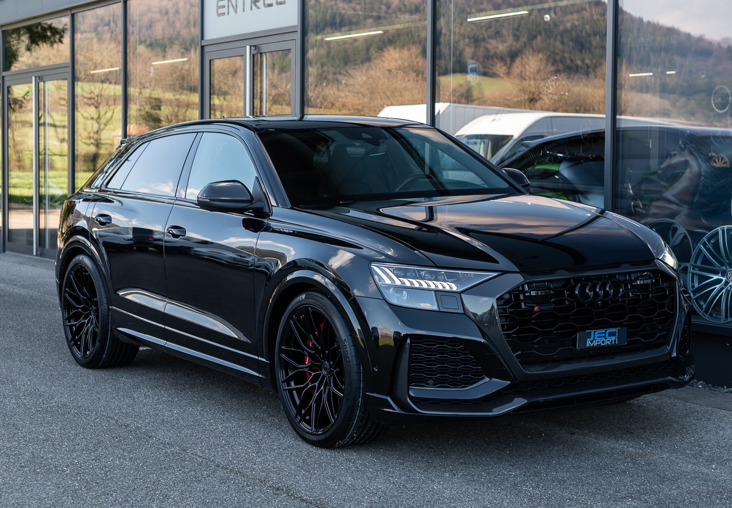 AUDI RSQ8 quattro FULL CARBONE-image-12