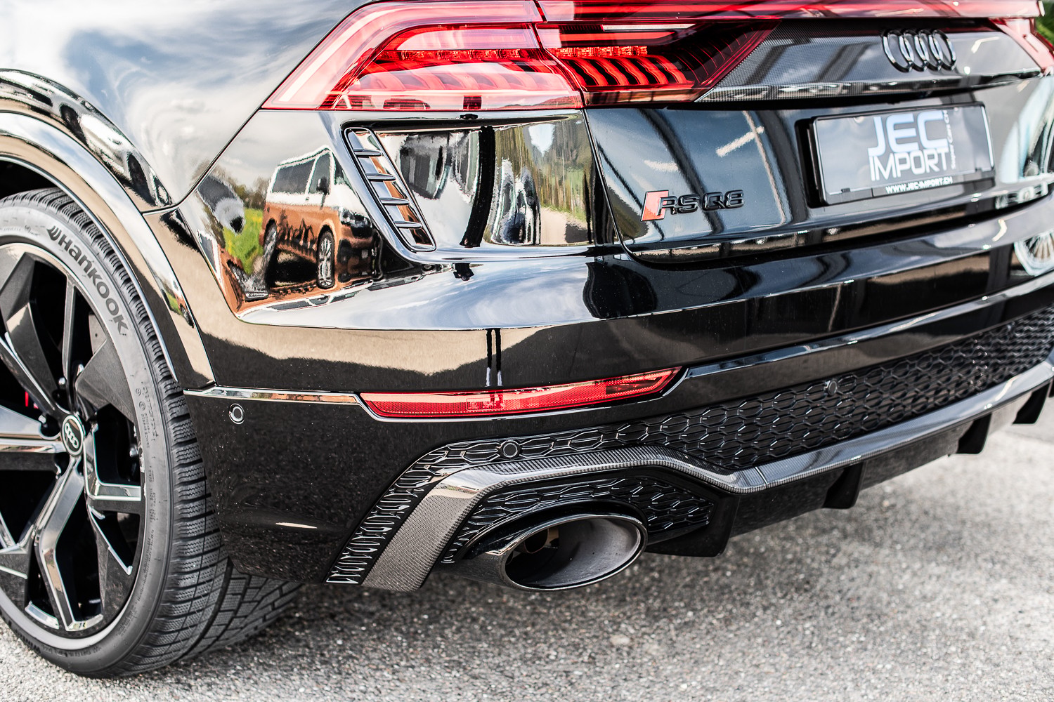 AUDI RSQ8 quattro FULL CARBONE-image-26