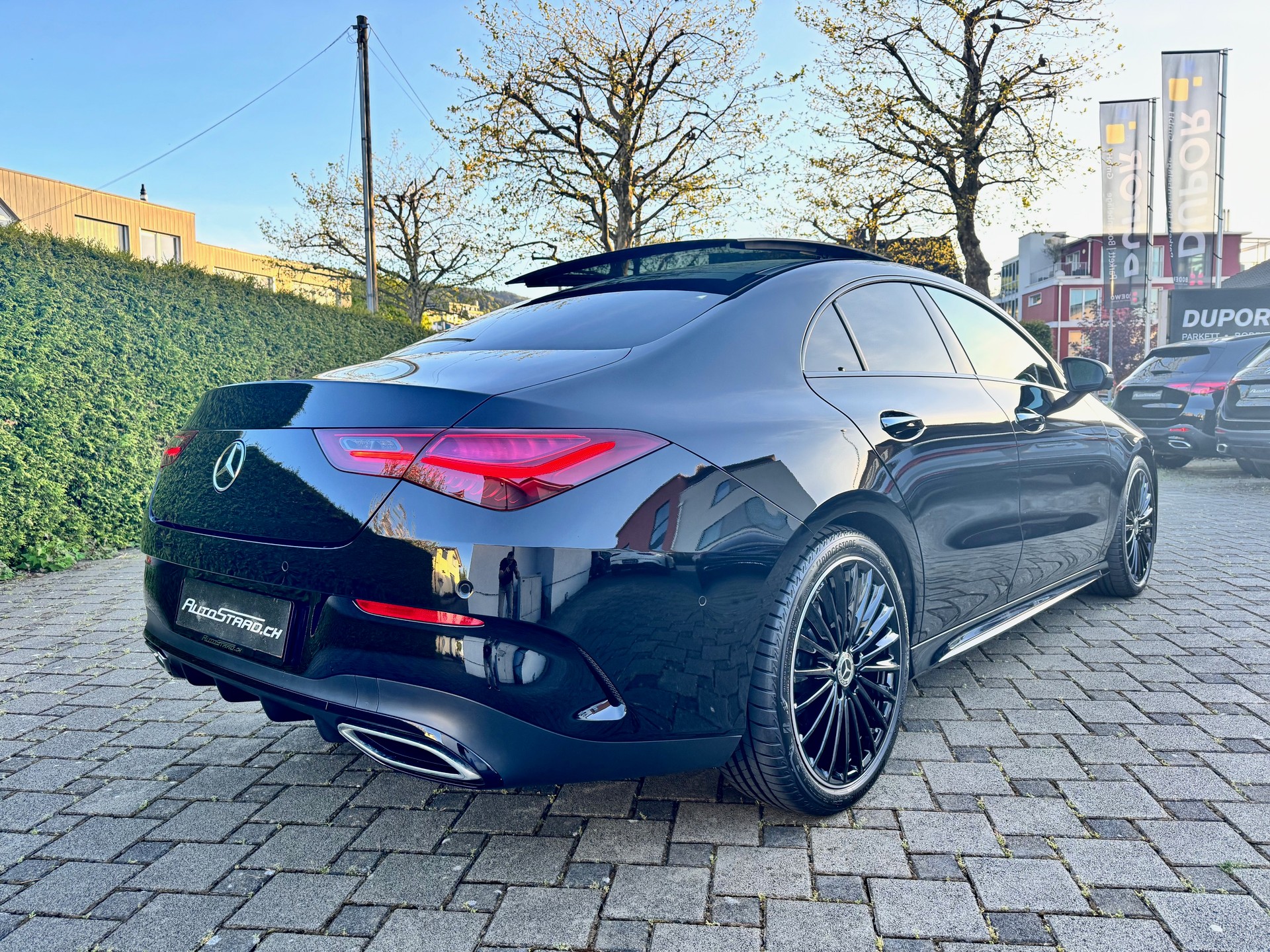 MERCEDES-BENZ CLA 220 AMG Line 4Matic 8G-DCT-showroom-element-3