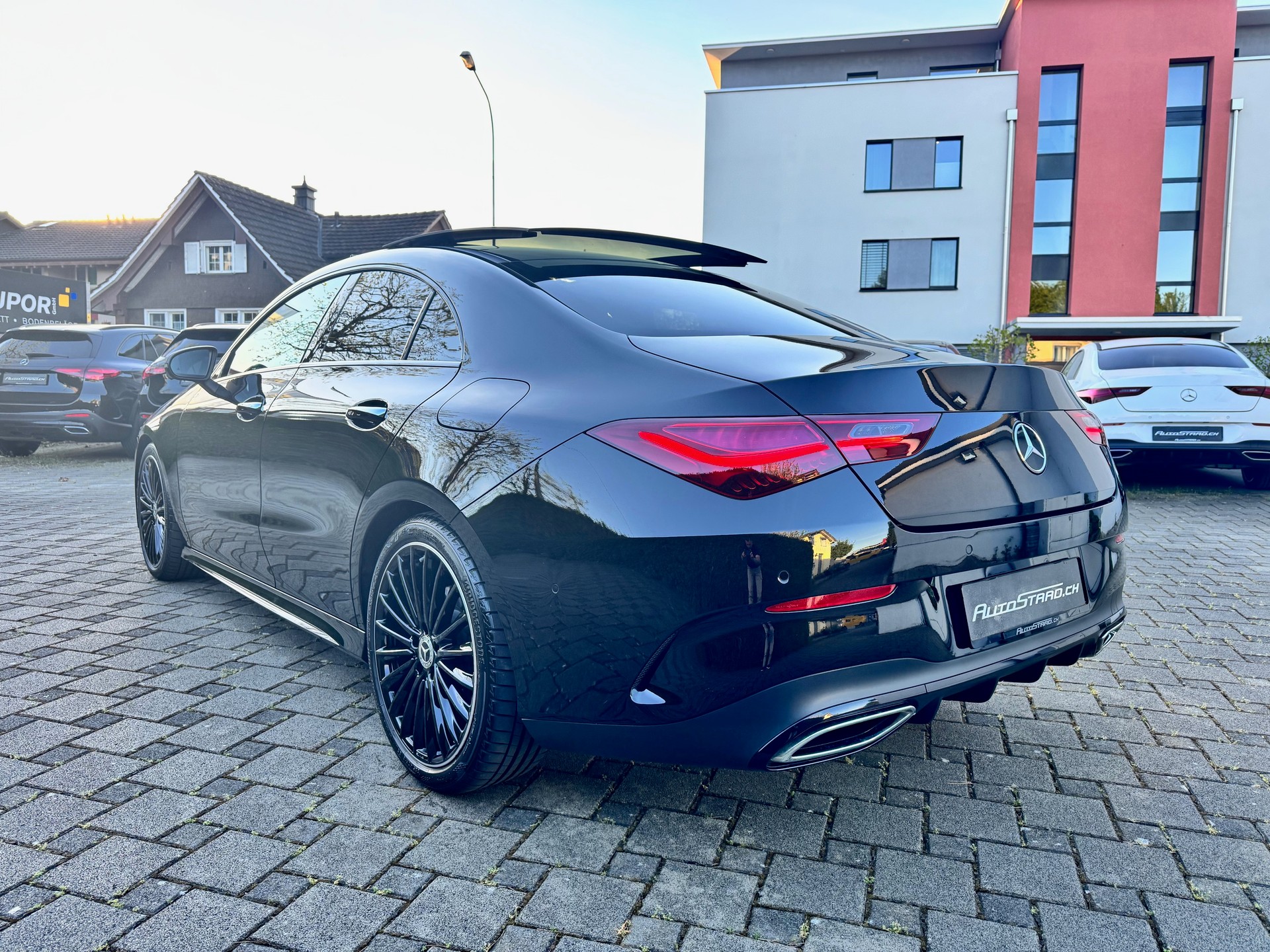 MERCEDES-BENZ CLA 220 AMG Line 4Matic 8G-DCT-image-5