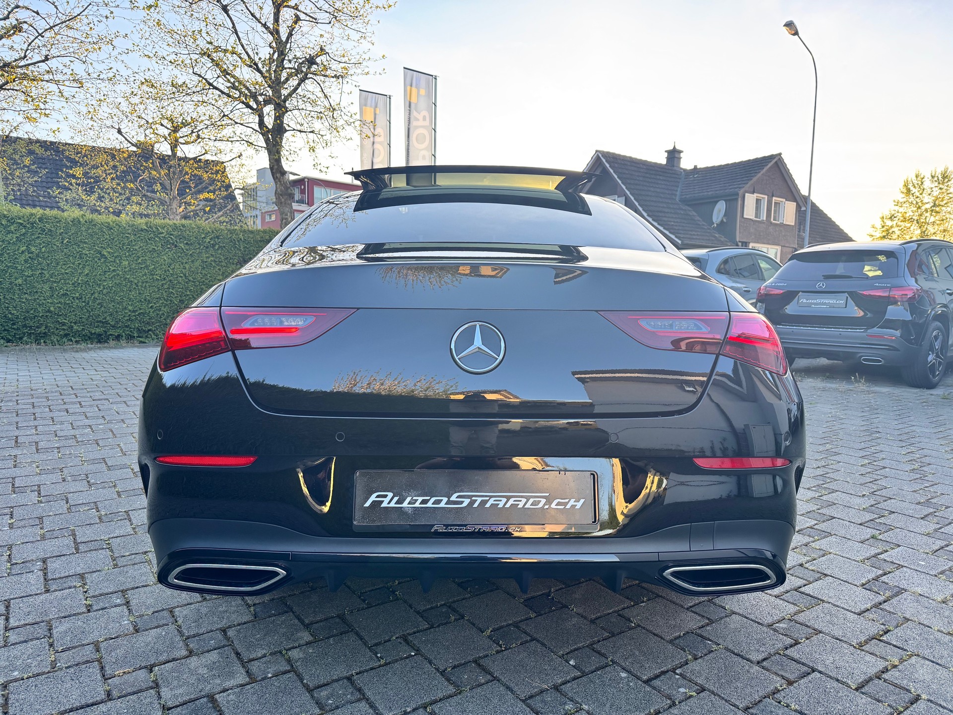 MERCEDES-BENZ CLA 220 AMG Line 4Matic 8G-DCT-image-4