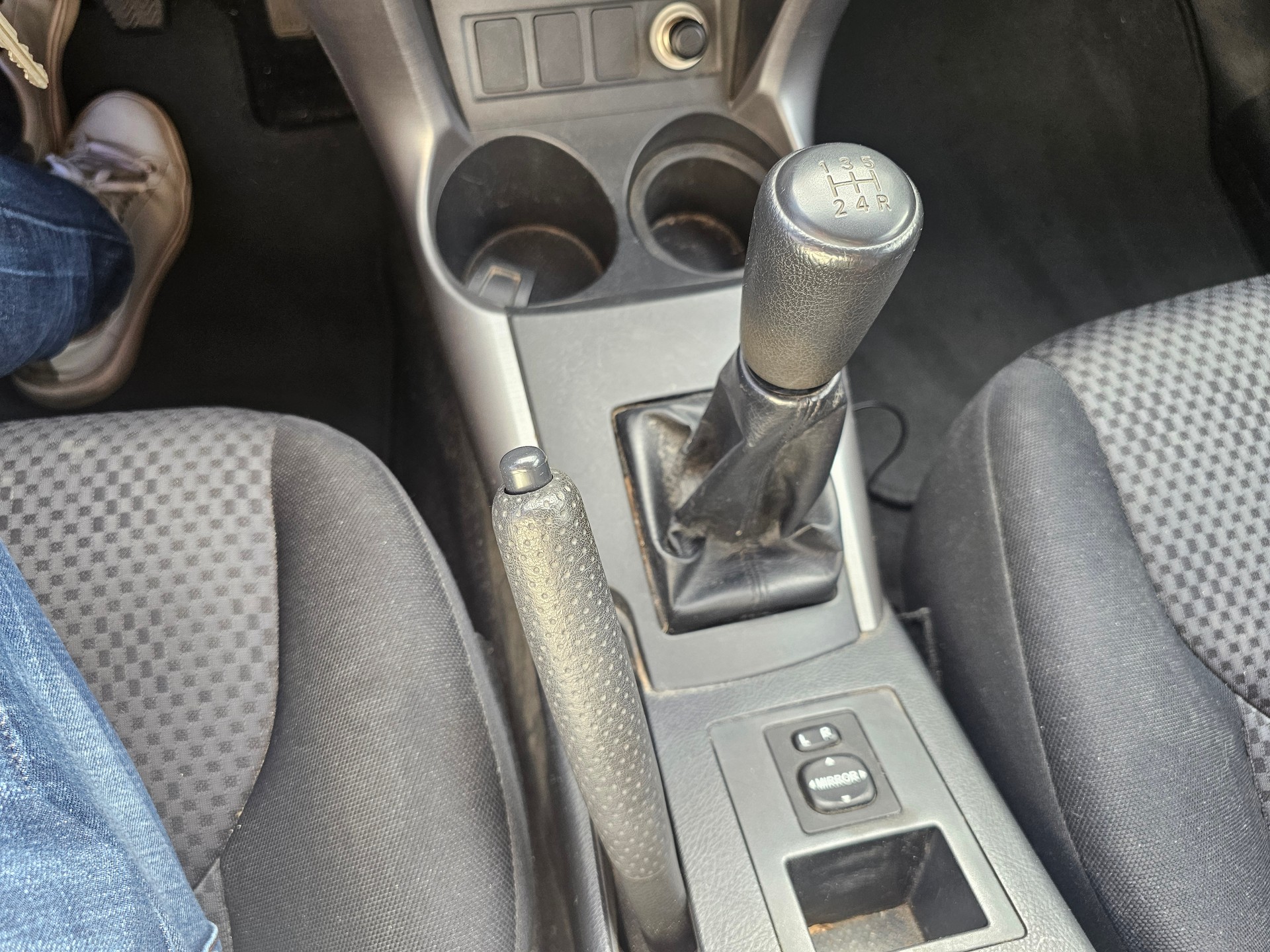 TOYOTA RAV-4 2.0 16V Linea Terra-image-13