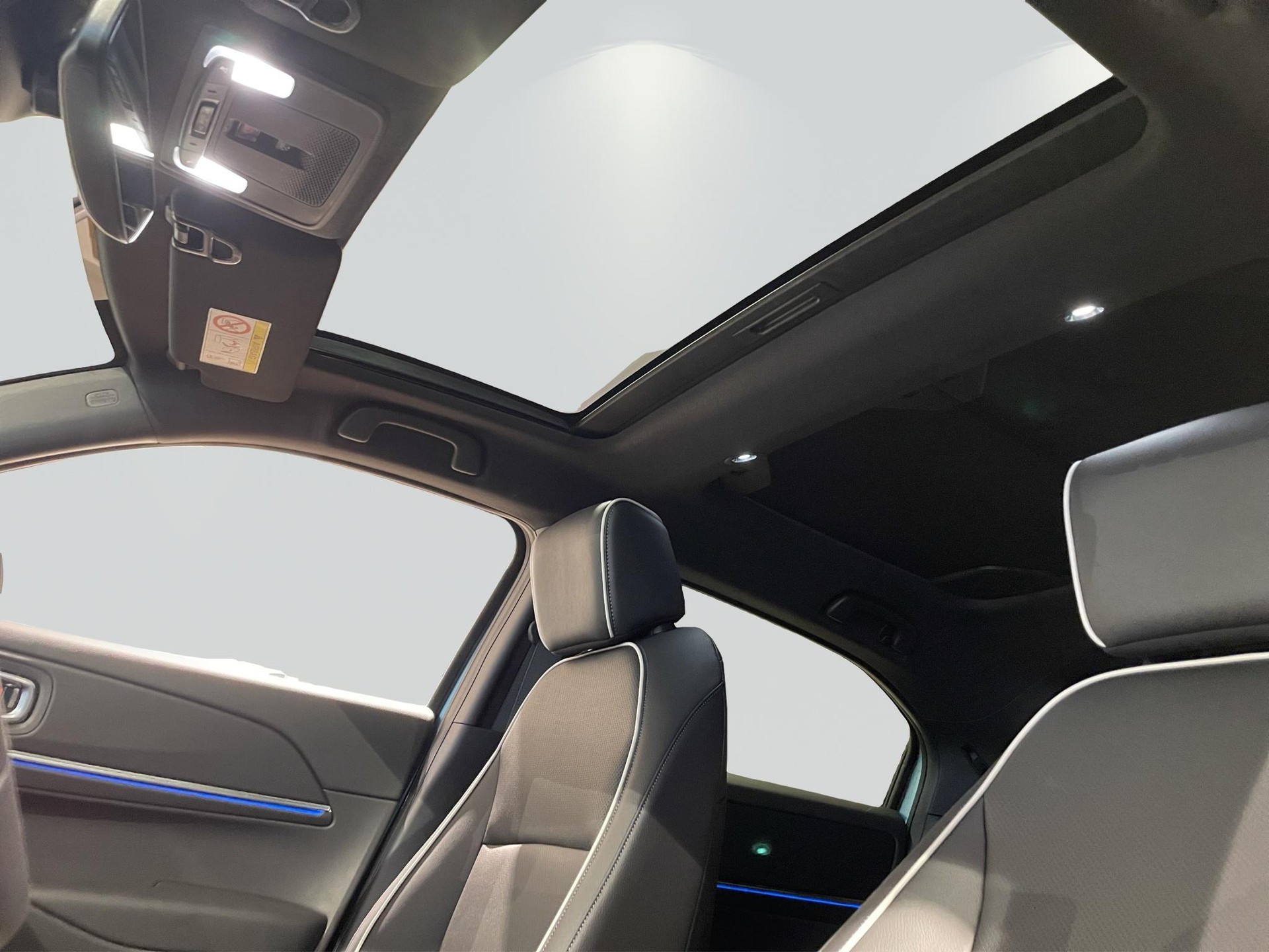 HONDA eNy1 Advance-image-12