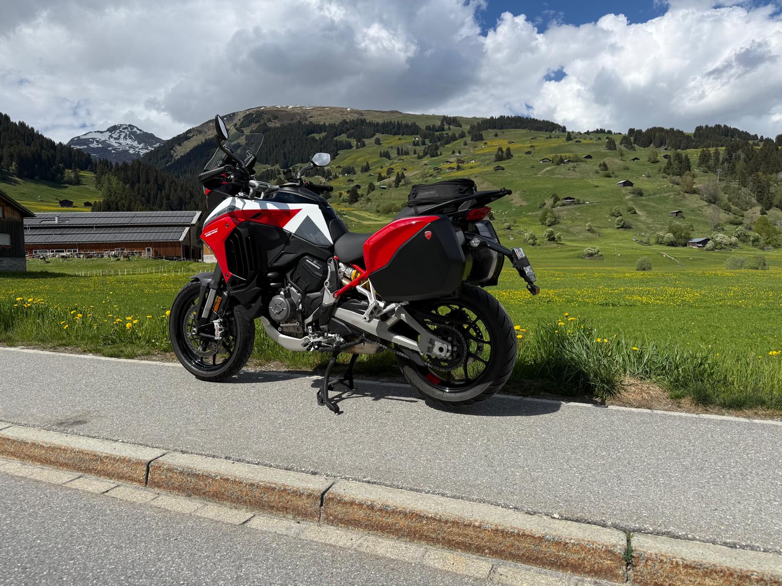 DUCATI Multistrada V4 S Full-image-6
